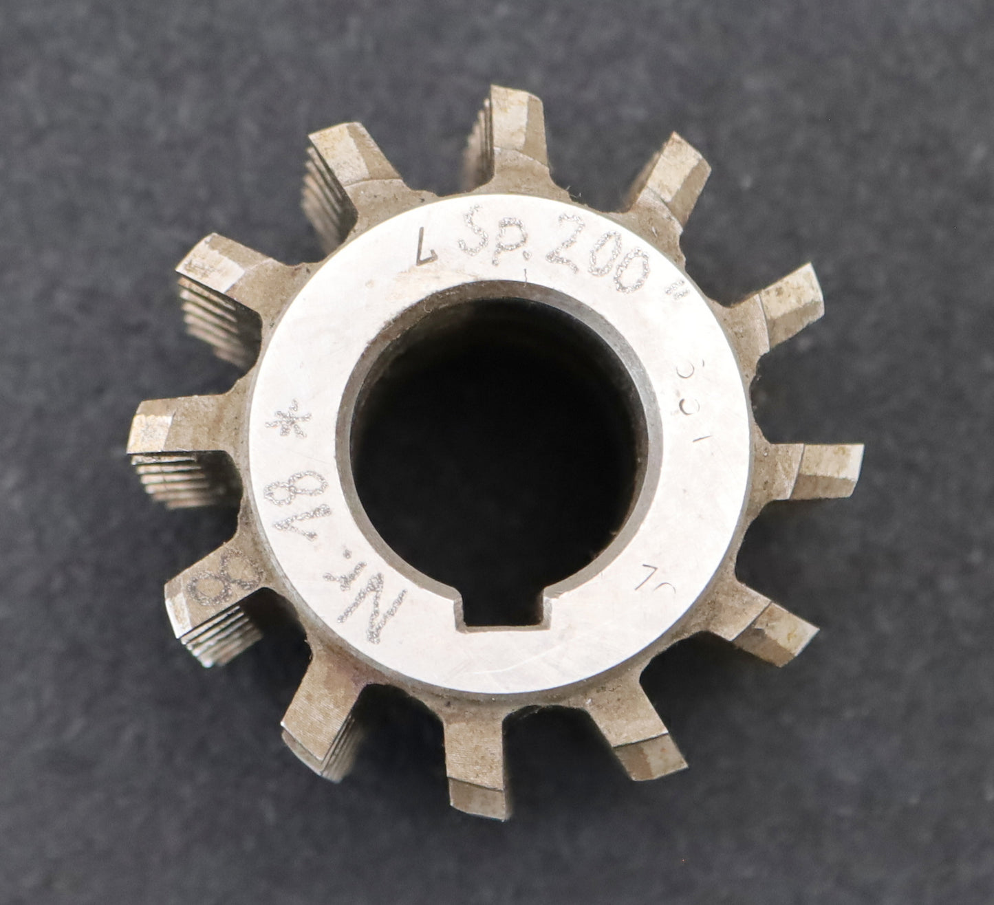 Bild des Artikels PWS-Zahnrad-Wälzfräser-m=-2,5mm-EGW-20°-BPII-nach-DIN-3972-Ø69x59xØ27mm-mit-LKN