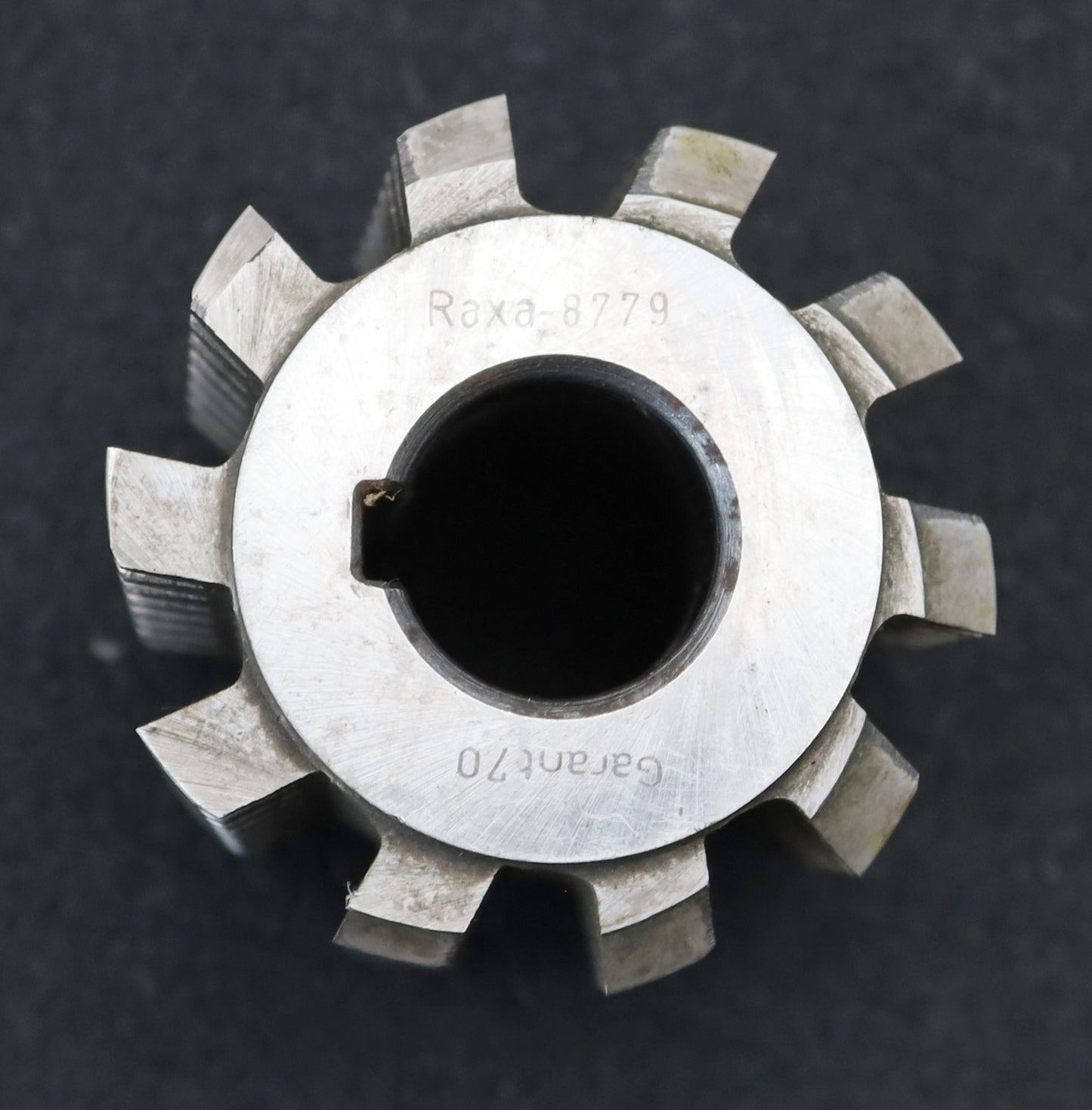 Bild des Artikels RAXA-Zahnrad-Wälzfräser-m=-2,0mm-EGW-20°-Ø64x66xØ22mm-mit-LKN-1gg.-Links