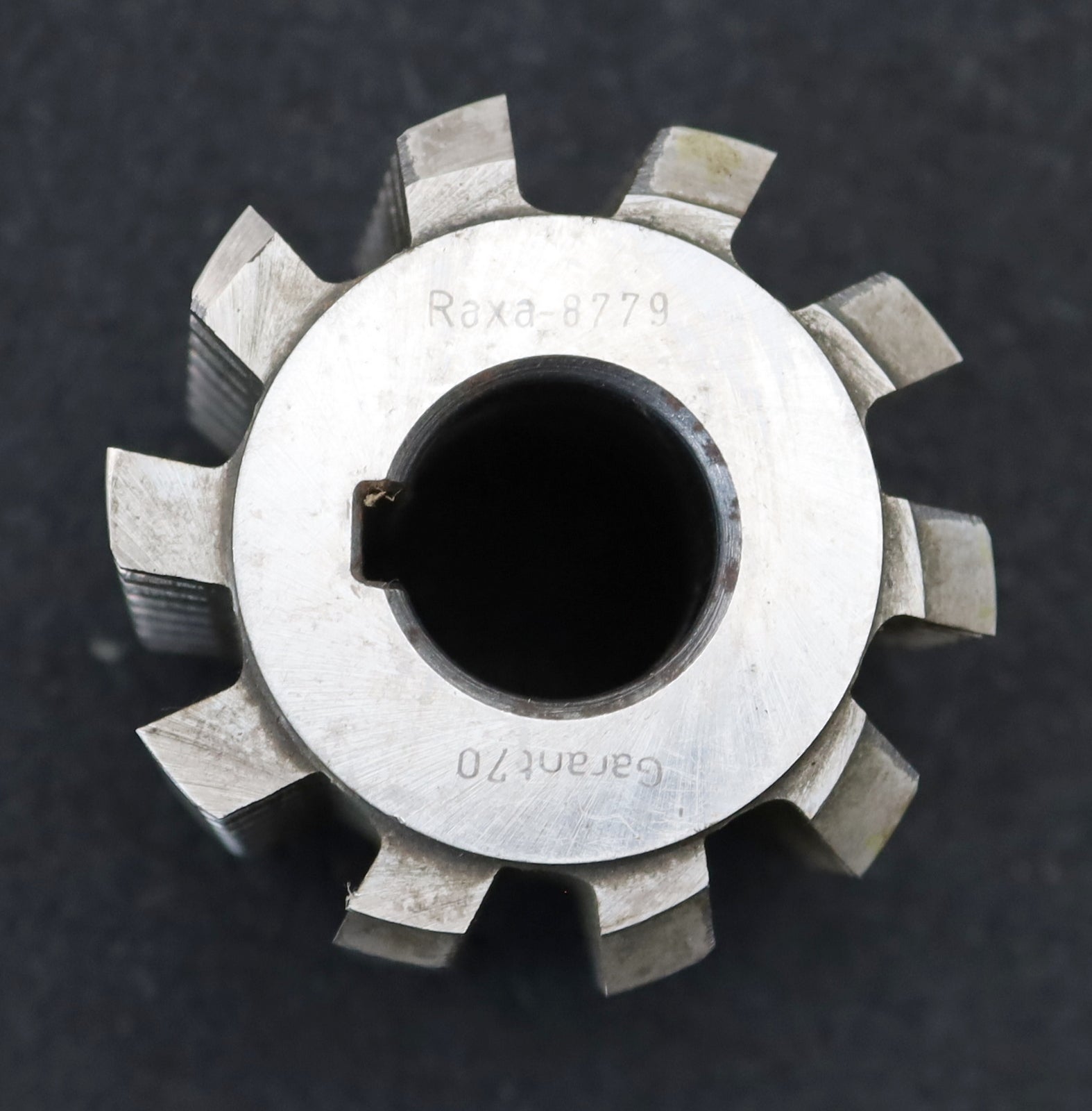 Bild des Artikels RAXA-Zahnrad-Wälzfräser-m=-2,0mm-EGW-20°-Ø64x66xØ22mm-mit-LKN-1gg.-Links