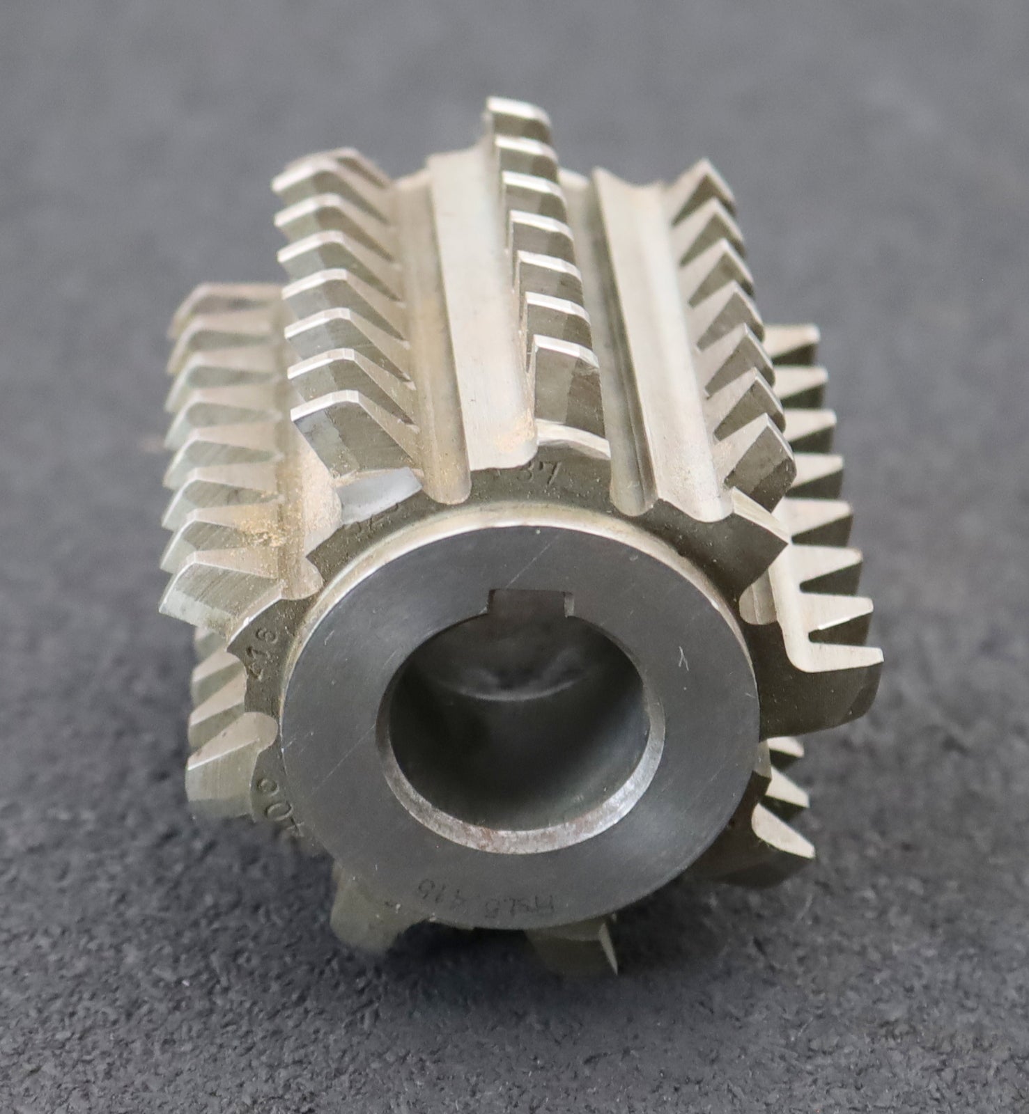 Bild des Artikels KLINGELNBERG-Zahnrad-Wälzfräser-m=-2,5mm-EGW-20°-Ø62x70xØ22mm-mit-LKN