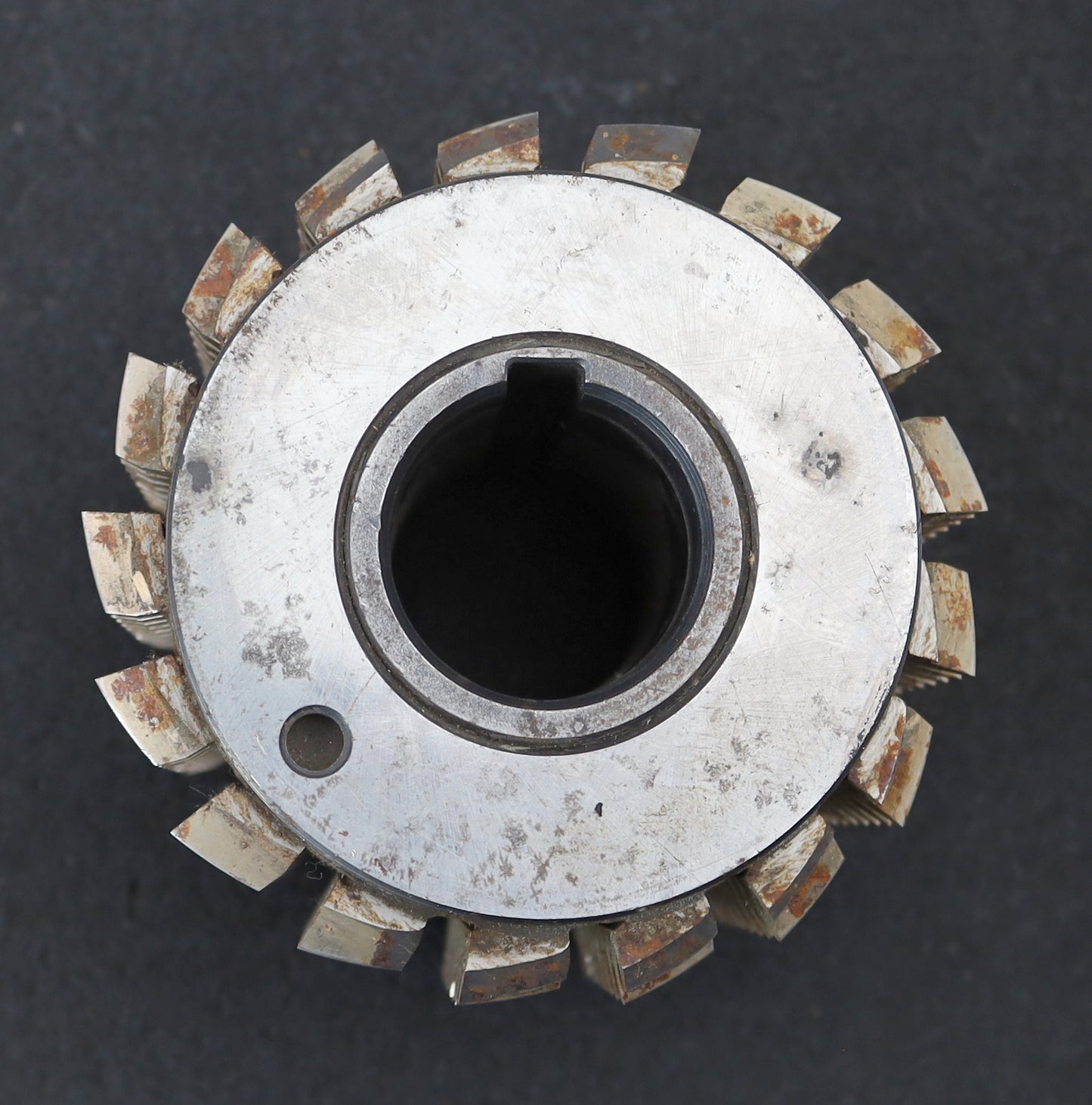 Bild des Artikels FETTE-Zahnrad-Wälzfräser-m=-3,0mm-EGW-20°-BPI-nach-DIN-3972-Ø124x110xØ40mm-LKN