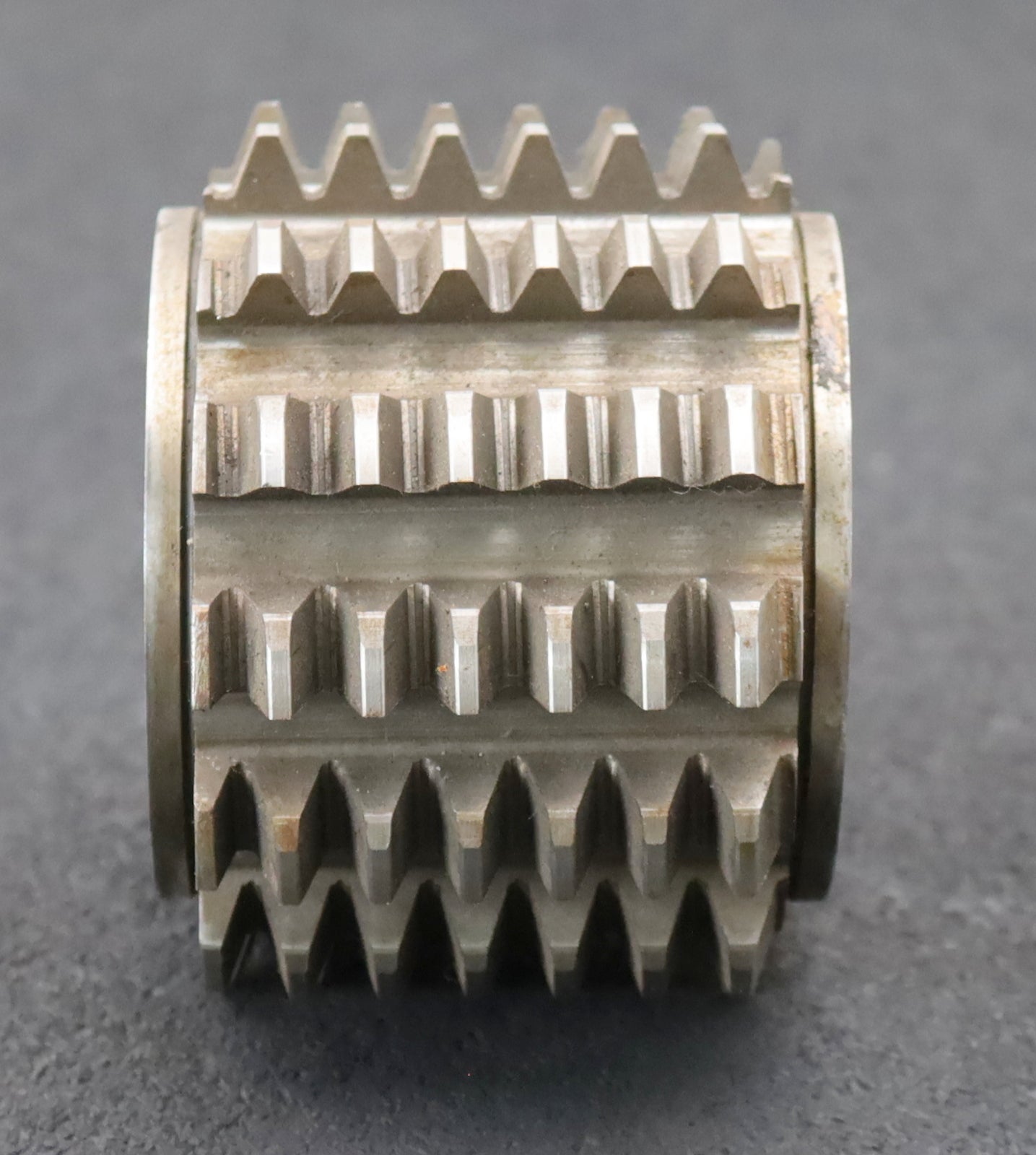 Bild des Artikels KLINGELNBERG-Zahnrad-Wälzfräser-m=-3,0mm-EGW-20°-Ø98x72xØ40mm-mit-LKN