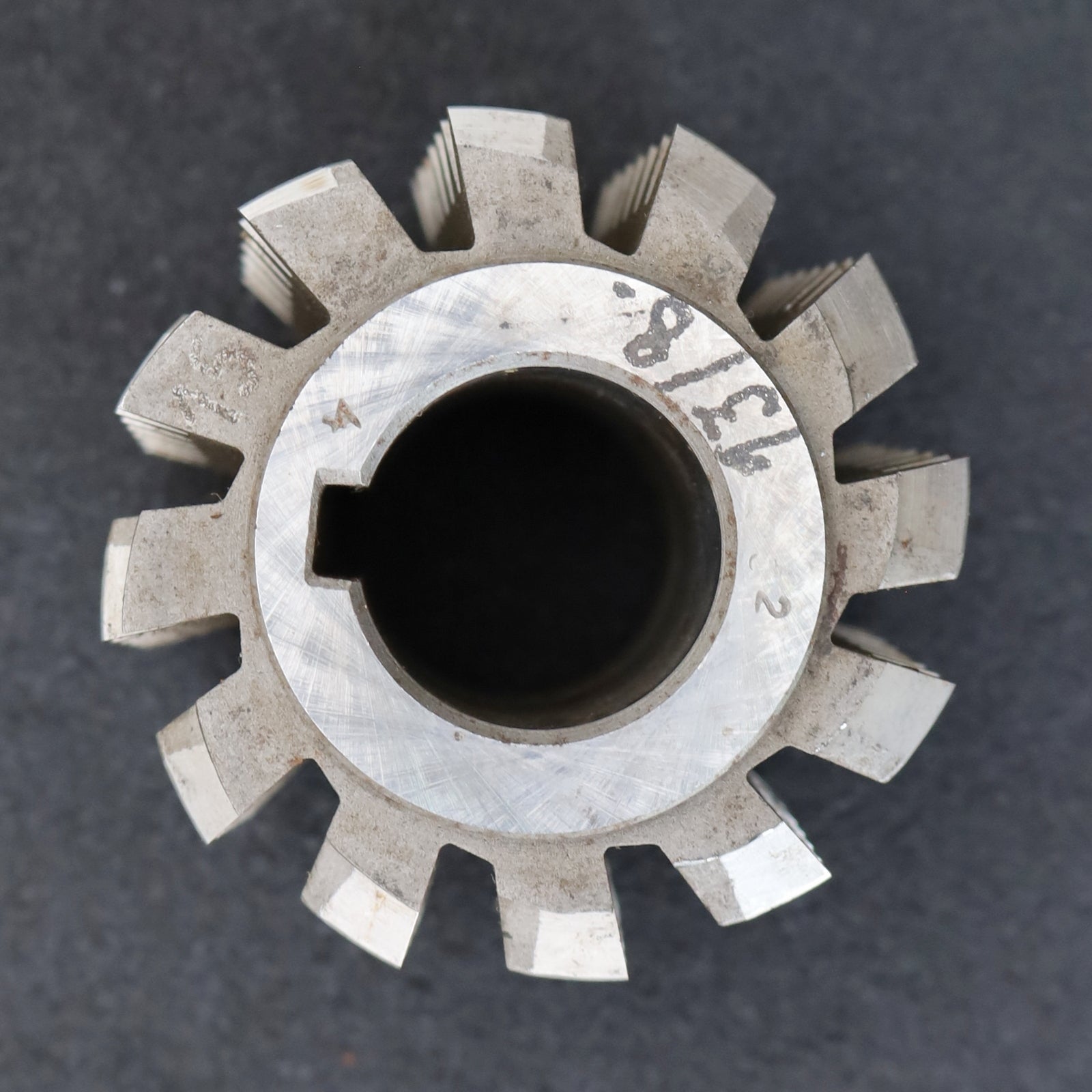 Bild des Artikels PWS-Zahnrad-Wälzfräser-m=-3,0mm-EGW-20°-BPIV-nach-DIN-3972-Ø80x70xØ32mm-LKN