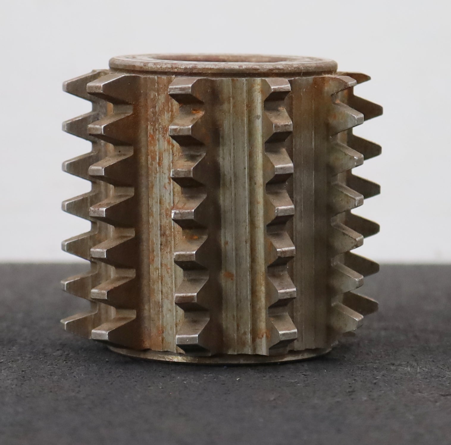 Bild des Artikels FETTE-Zahnrad-Wälzfräser-m=-3,0mm-EGW-20°-BPI-nach-DIN-3972-Ø80x70xØ32mm-mit-LKN