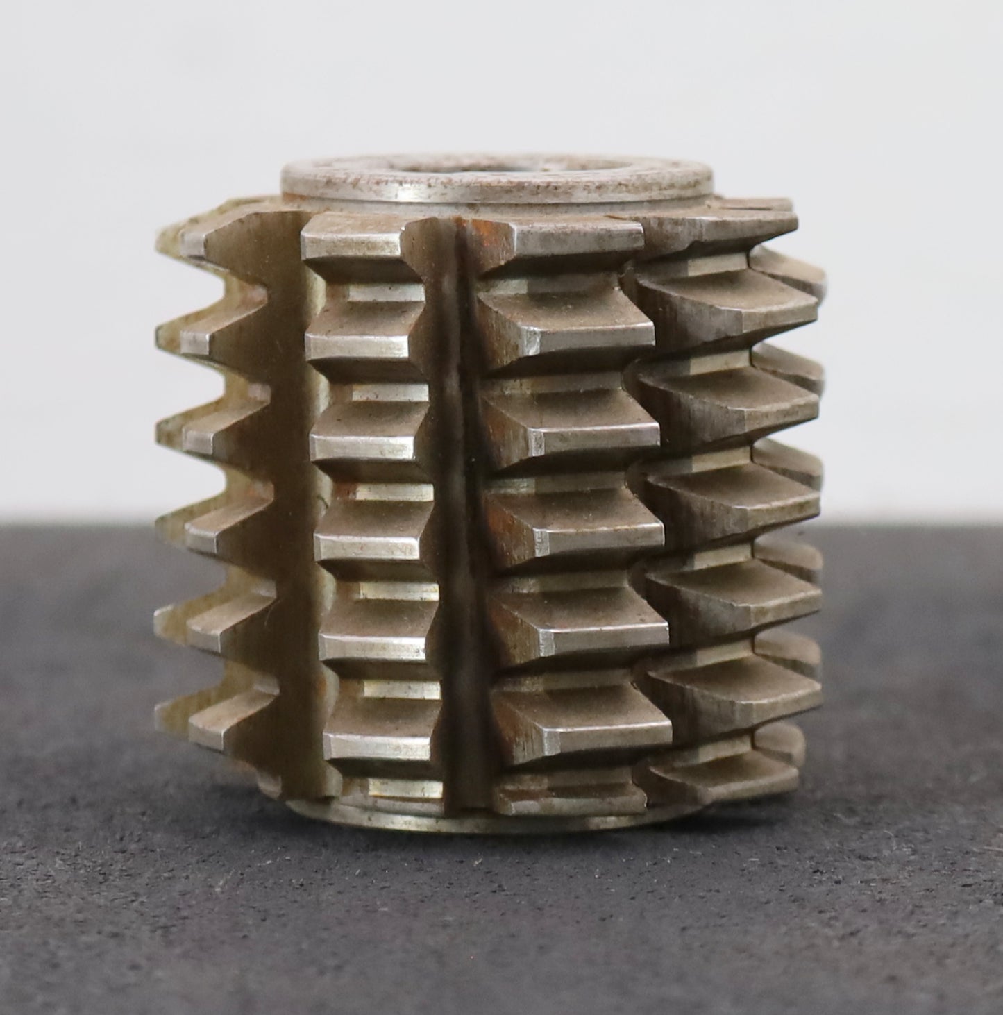 Bild des Artikels Zahnrad-Wälzfräser-m=-3,25mm-EGW-20°-Ø72x68xØ27mm-mit-LKN-1gg.-Rechts