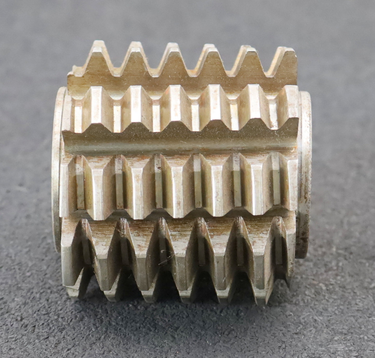 Bild des Artikels Zahnrad-Wälzfräser-m=-3,25mm-EGW-20°-Ø72x68xØ27mm-mit-LKN-1gg.-Rechts