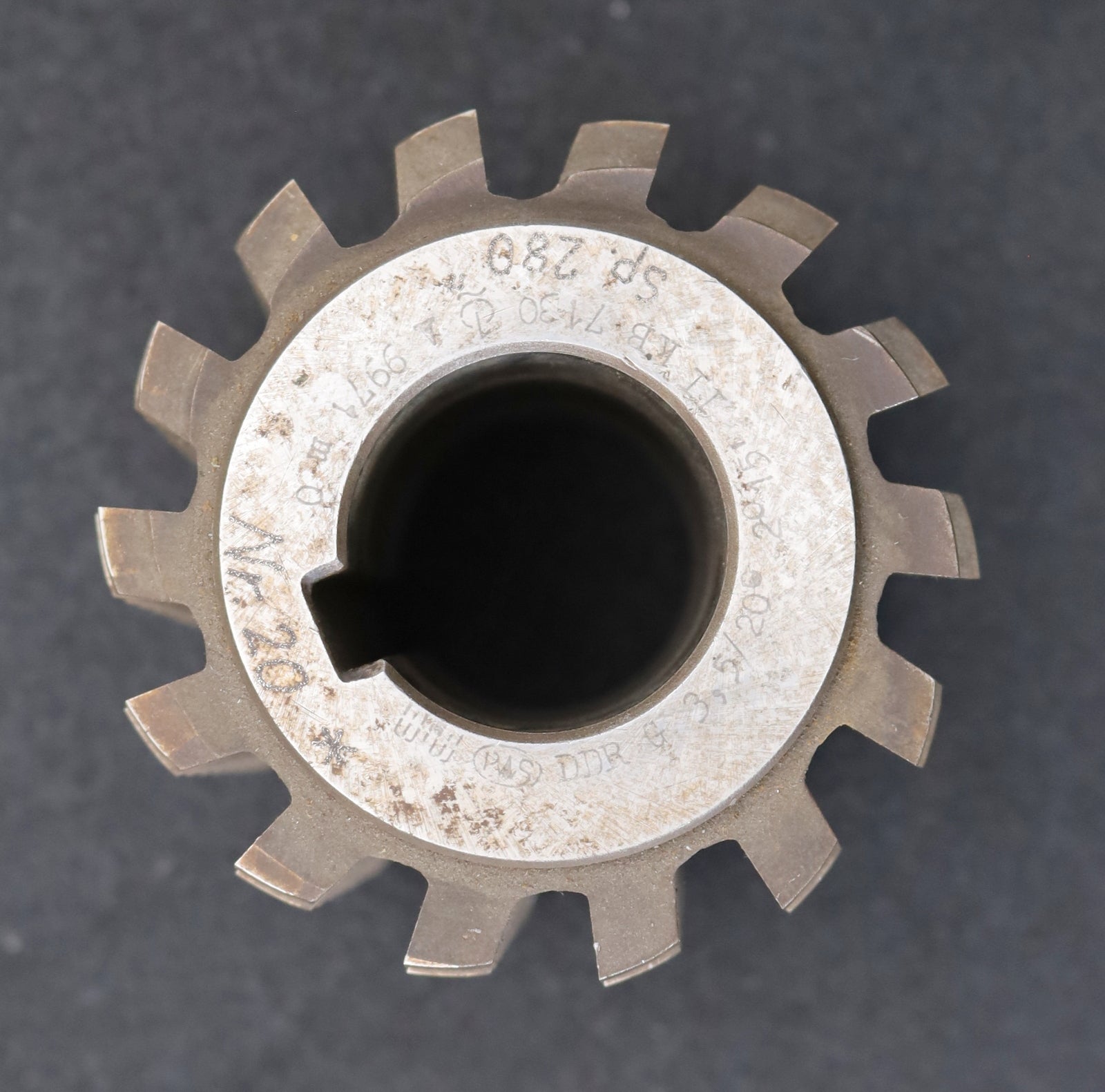 Bild des Artikels PWS-Zahnrad-Wälzfräser-m=-3,5mm-EGW-20°-BPII-nach-DIN-3972