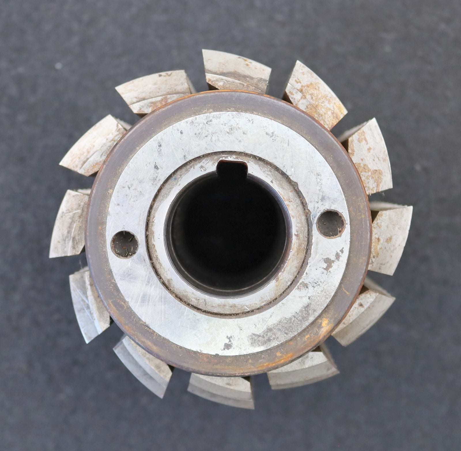 Bild des Artikels FETTE-Zahnrad-Wälzfräser-m=-3,0mm-EGW-20°-BPII-nach-DIN-3972-Ø104x105xØ32mm