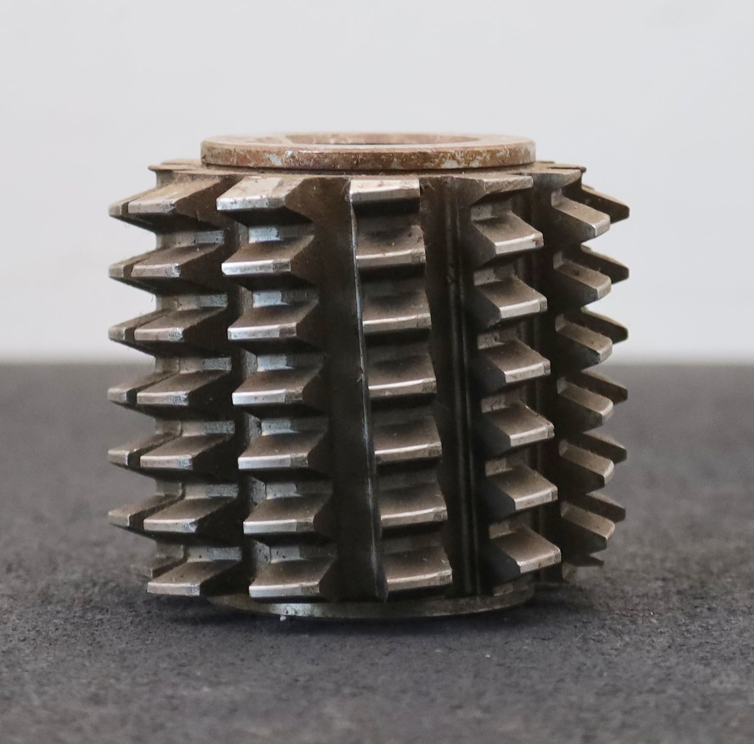 Bild des Artikels PWS-Zahnrad-Wälzfräser-m=-3,0mm-EGW-20°-BPIII-nach-DIN-3972-Ø81x71xØ32mm-LKN