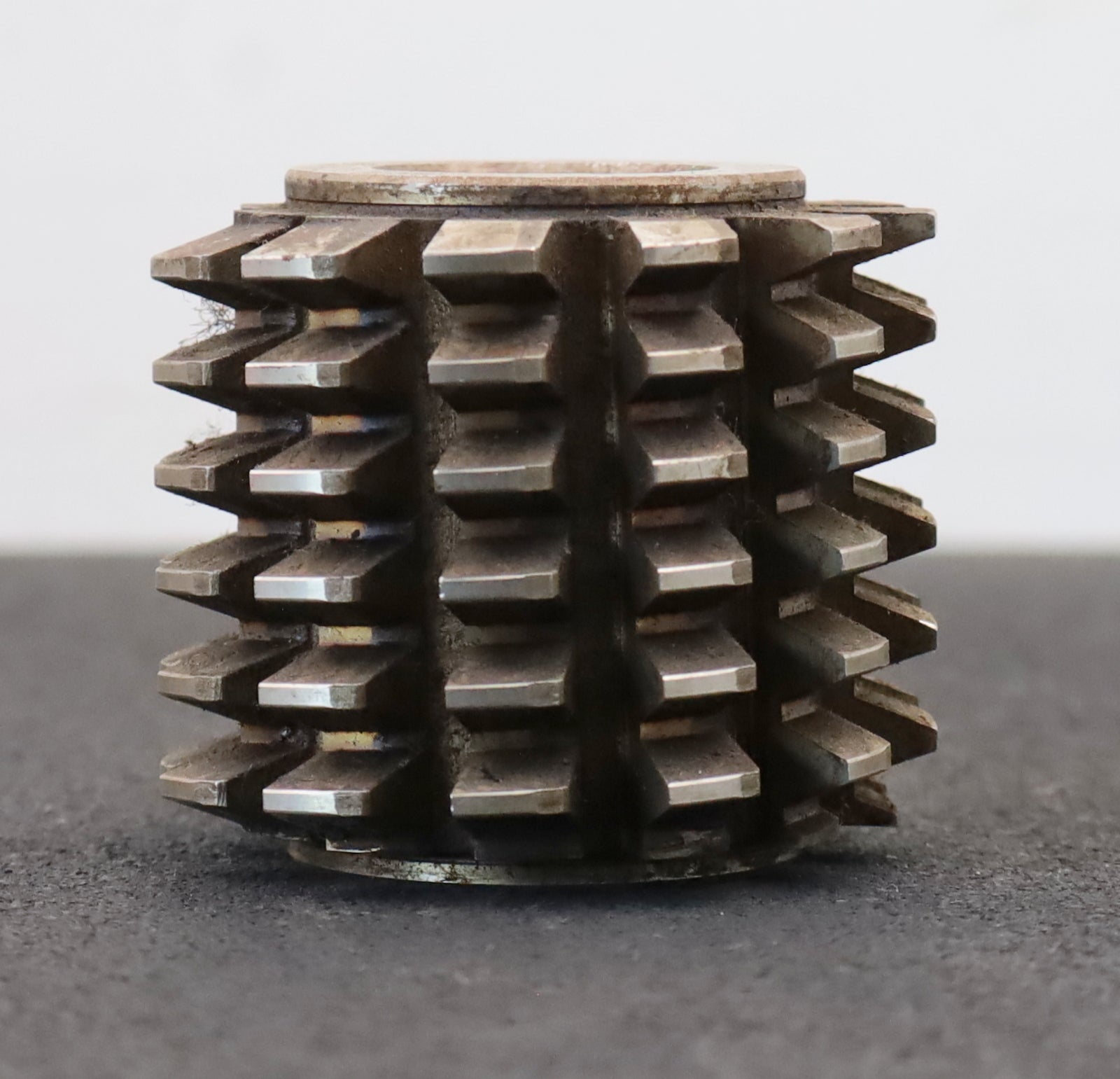 Bild des Artikels PWS-Zahnrad-Wälzfräser-m=-3,25mm-EGW-20°-BPII-nach-DIN-3972-Ø80x70xØ32mm-mit-LKN