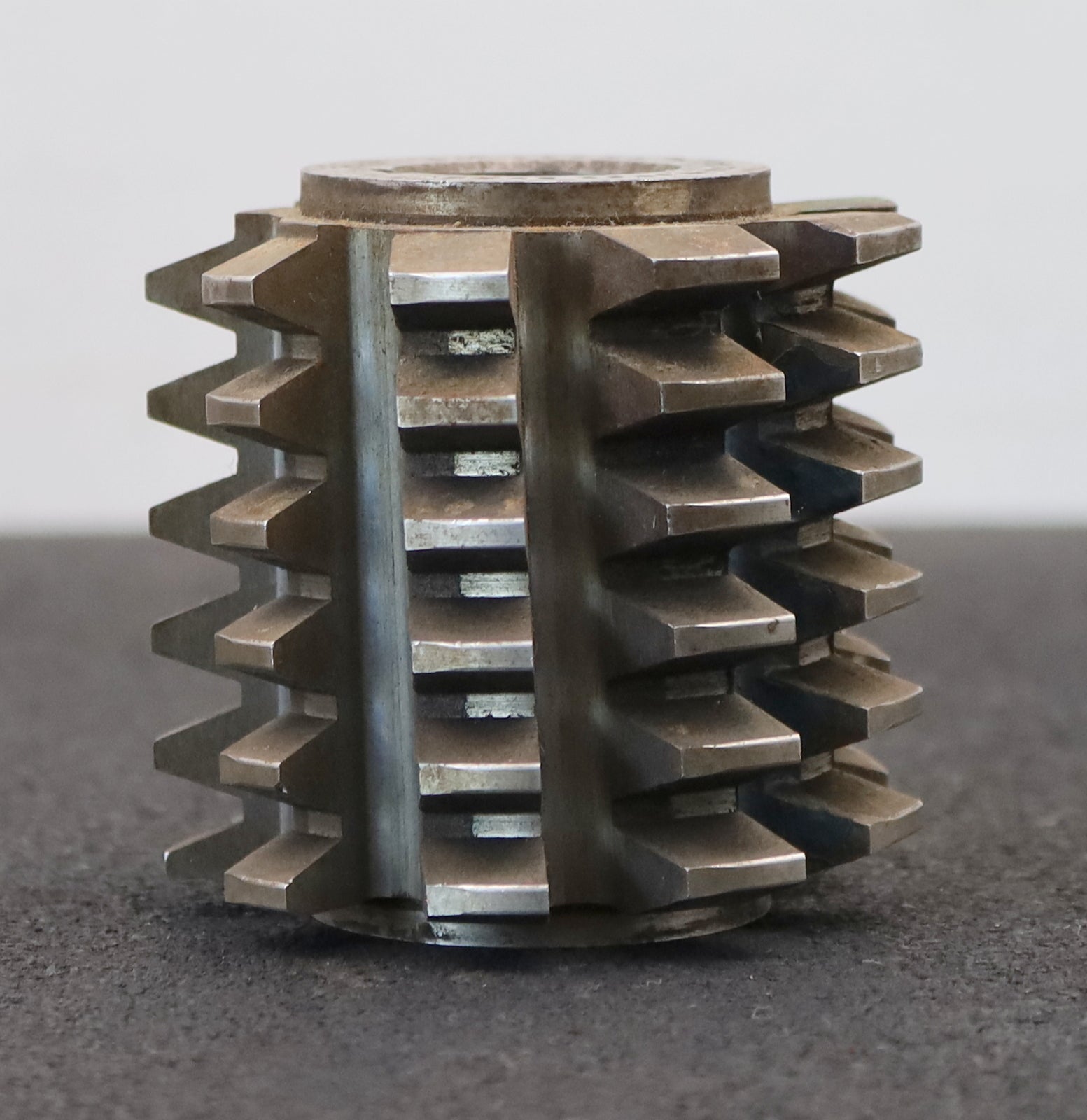 Bild des Artikels Zahnrad-Wälzfräser-m=-3,15mm-EGW-20°-Ø78x76xØ27mm-mit-LKN-1gg.-Rechts