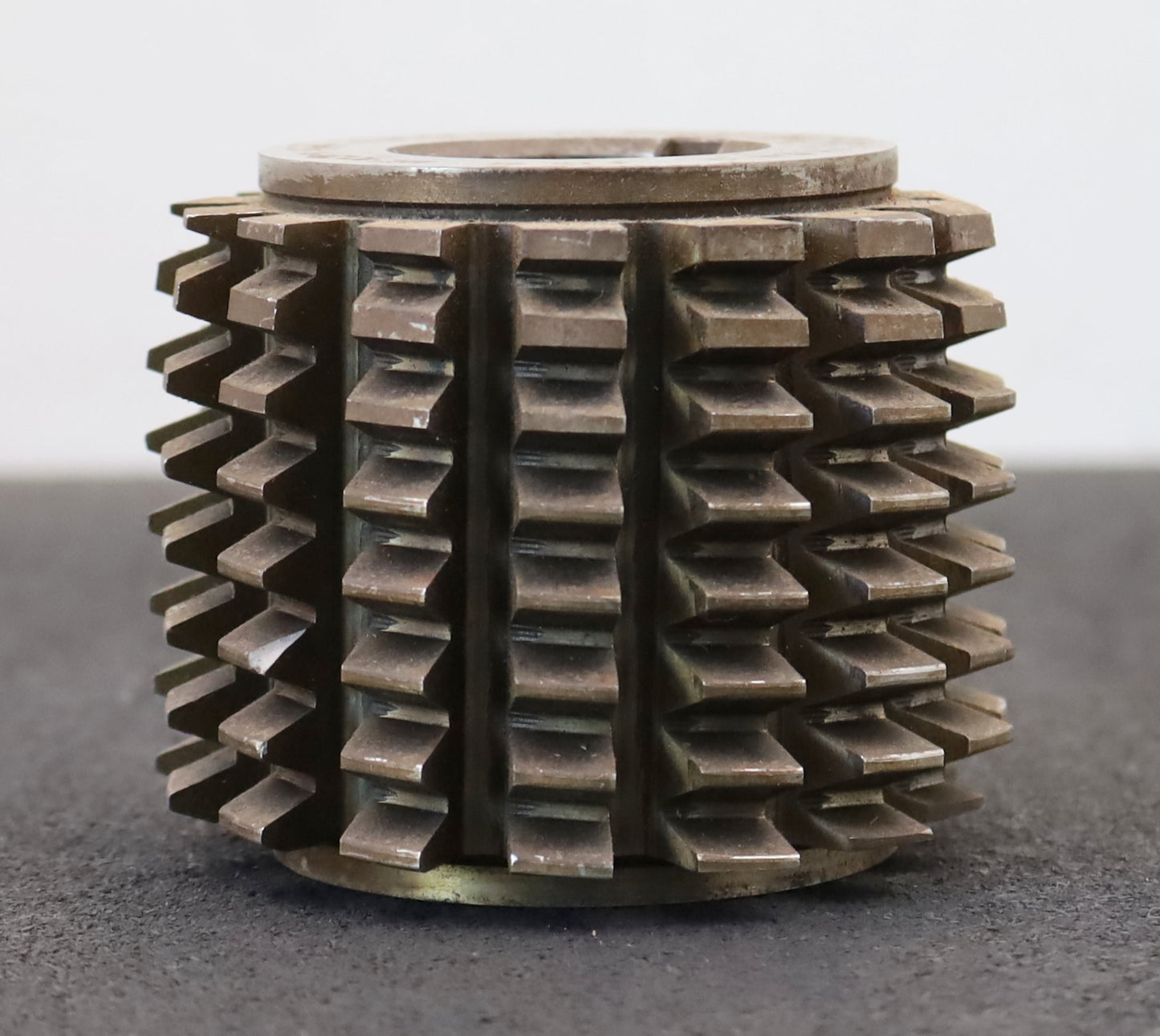 Bild des Artikels Zahnrad-Wälzfräser-m=-3,0mm-EGW-20°-Ø99x80xØ40mm-mit-LKN-1gg.-Links