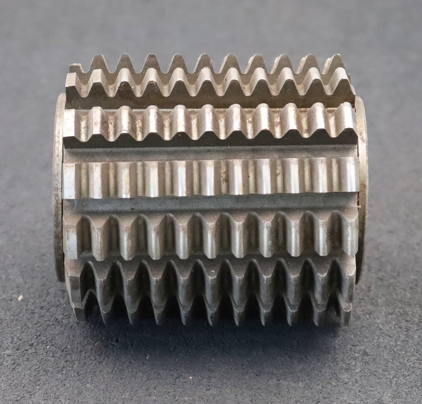 Bild des Artikels PWS-Zahnrad-Wälzfräser-m=-3,0mm-EGW-20°-Ø100x108xØ40mm-mit-LKN-1gg.-Rechts