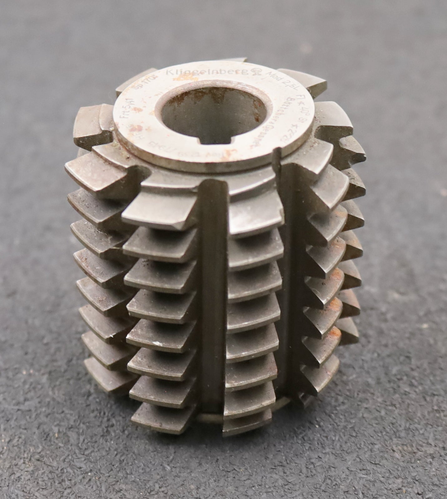 Bild des Artikels KLINGELNBERG-Zahnrad-Wälzfräser-m=-2,5mm-EGW-20°-Ø65x70xØ22mm-mit-LKN