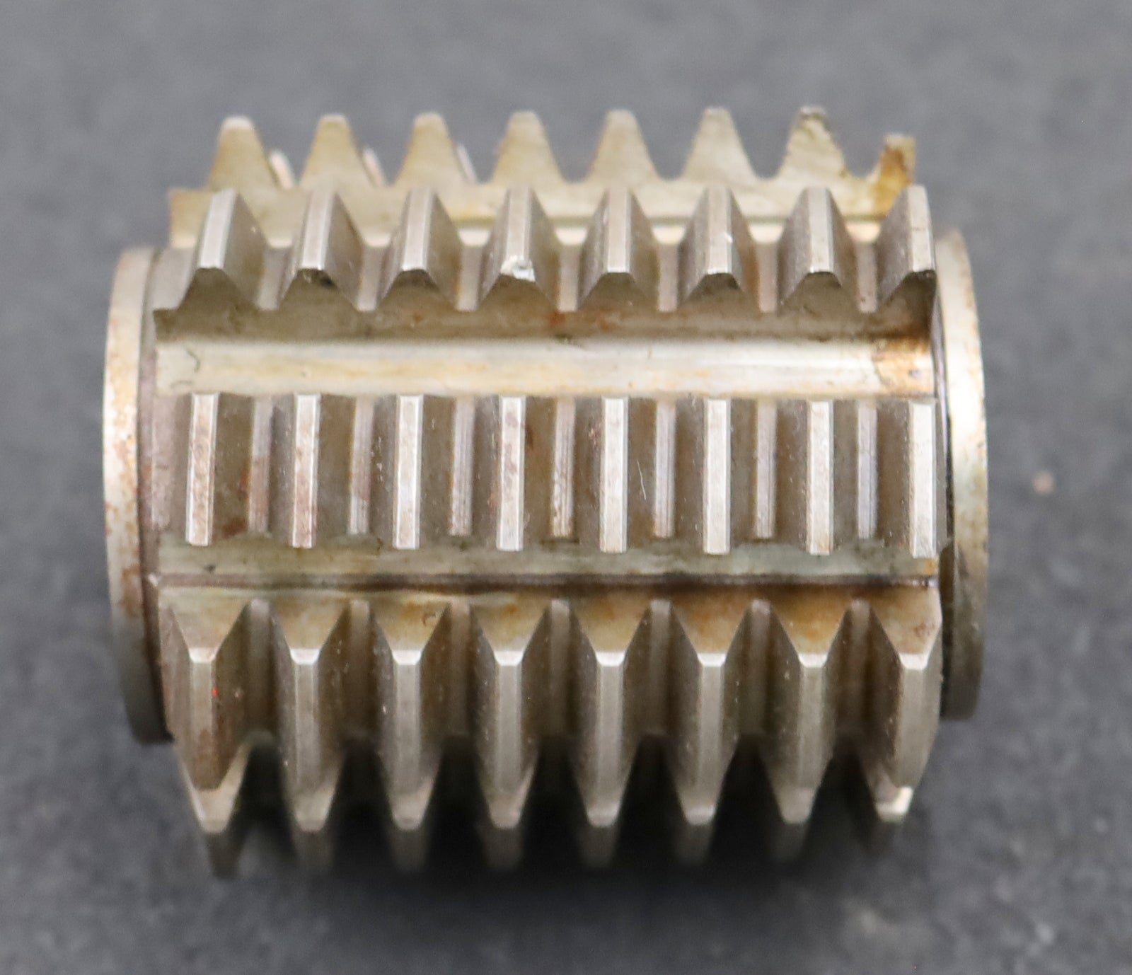Bild des Artikels KLINGELNBERG-Zahnrad-Wälzfräser-m=-2,5mm-EGW-20°-Ø65x70xØ22mm-mit-LKN