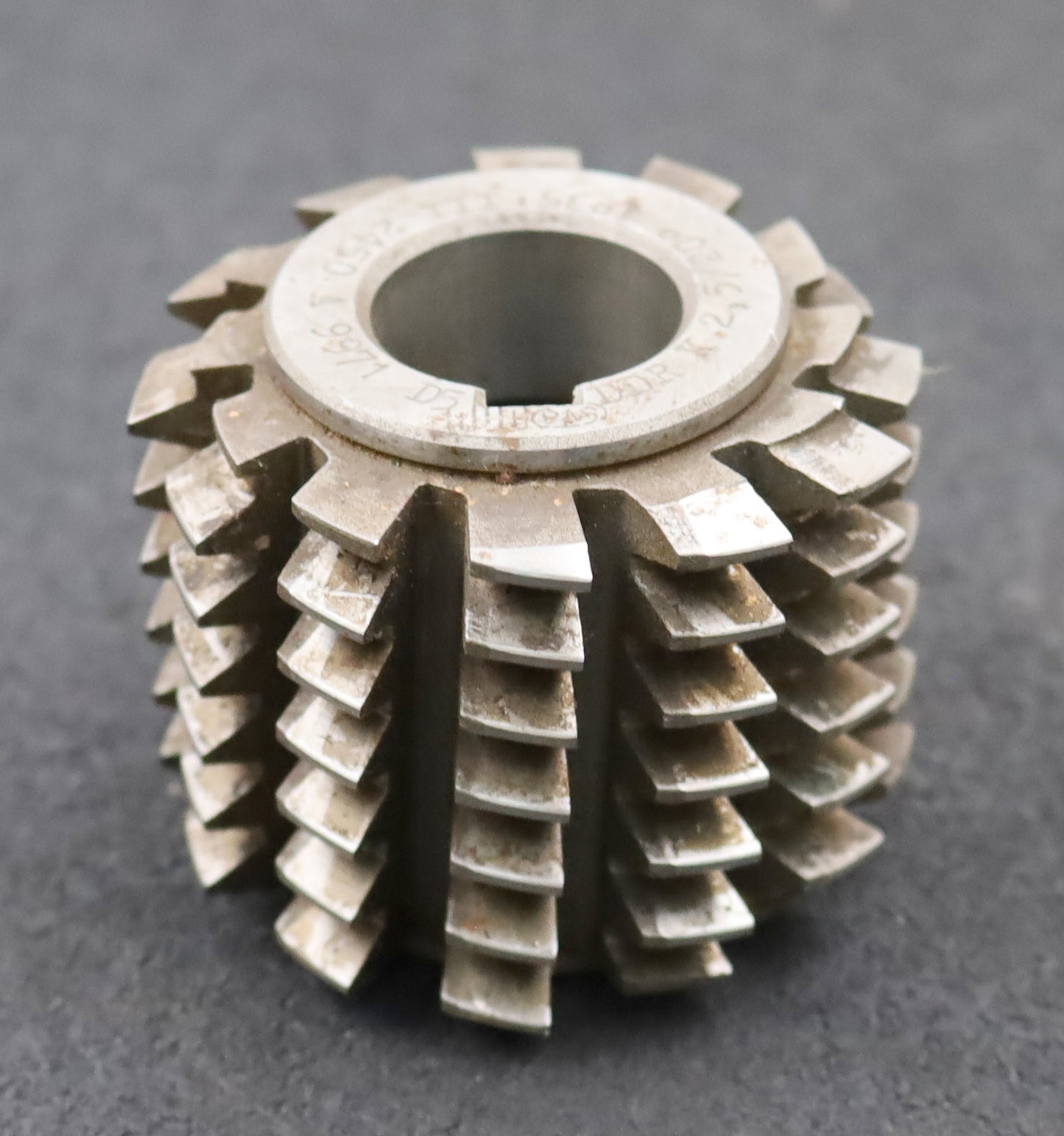 Bild des Artikels Zahnrad-Wälzfräser-m=-2,5mm-EGW-20°-Ø70x58xØ27mm-mit-LKN-1gg.-Links