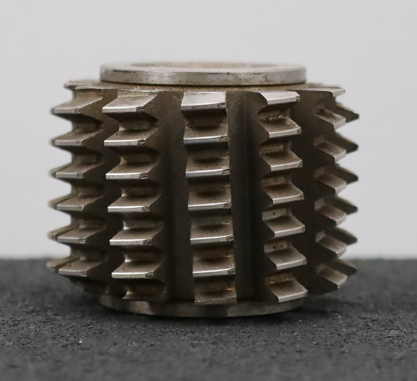 Bild des Artikels PWS-Zahnrad-Wälzfräser-m=-2,0mm-EGW-20°-BPIII-nach-DIN-3972-Ø63x48xØ27mm