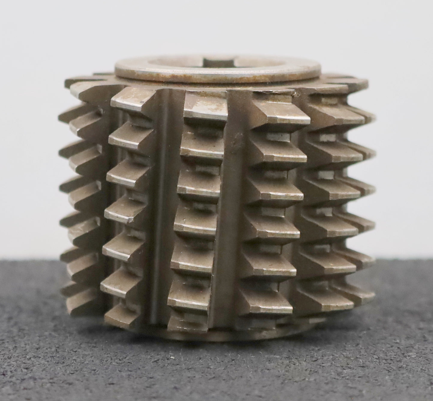 Bild des Artikels PWS-Zahnrad-Wälzfräser-m=-2,0mm-EGW-20°-BPIII-Ø63x48xØ27mm-mit-LKN-nach-DIN-3972