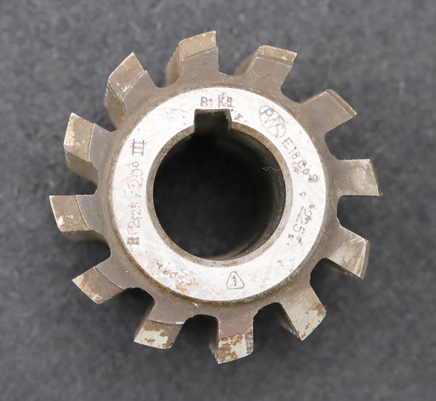 Bild des Artikels PWS-Zahnrad-Wälzfräser-m=-2,25mm-EGW-20°-BPIII-nach-DIN-3972-Ø70x58xØ27mm-LKN