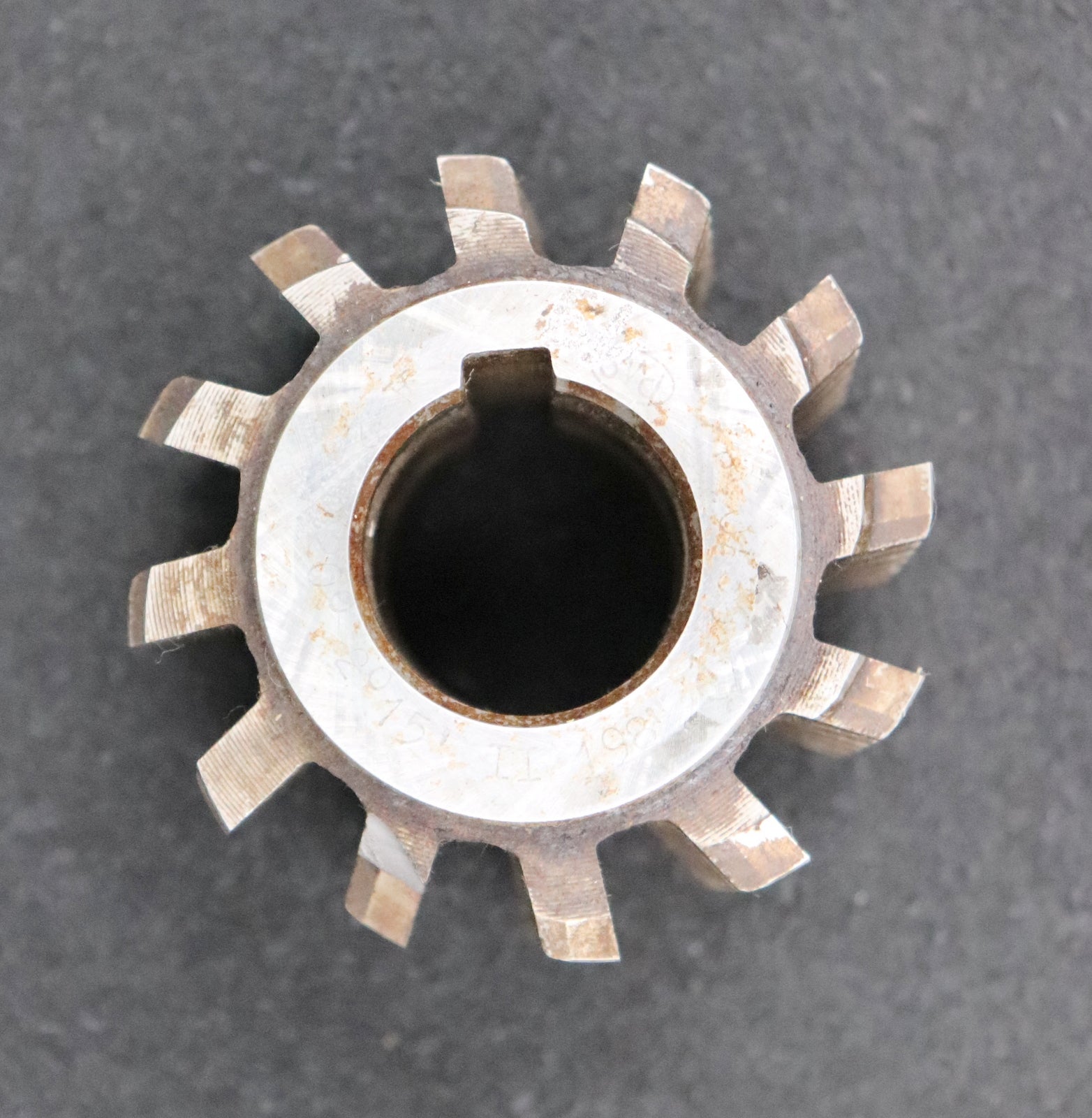 Bild des Artikels PWS-Zahnrad-Wälzfräser-m=-2,5mm-EGW-20°-BPII-Ø70x58xØ27mm-mit-LKN-nach-DIN-3972