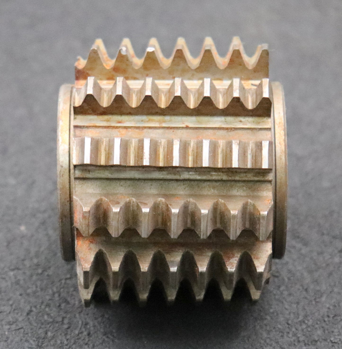 Bild des Artikels PWS-Zahnrad-Wälzfräser-m=-2,25mm-EGW-20°-BPIII-Ø70x57xØ27mm-mit-LKN-DIN-3972