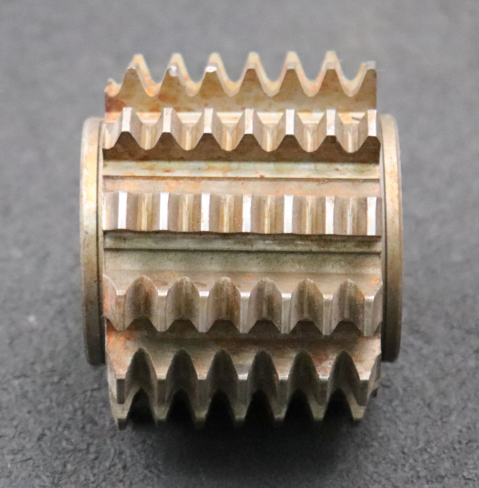Bild des Artikels PWS-Zahnrad-Wälzfräser-m=-2,25mm-EGW-20°-BPIII-Ø70x57xØ27mm-mit-LKN-DIN-3972