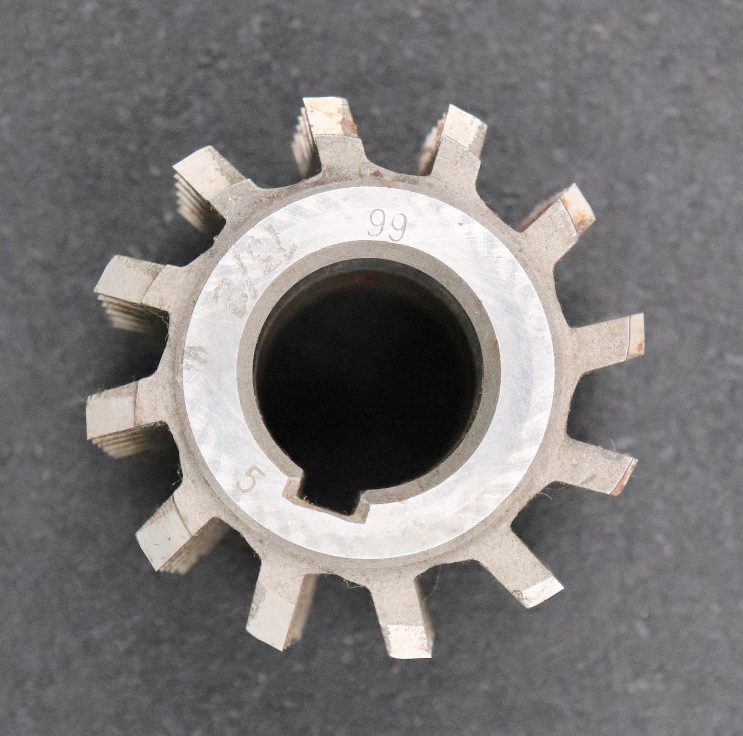 Bild des Artikels PWS-Zahnrad-Wälzfräser-m=-2,5mm-EGW-20°-BPIV-nach-DIN-3972-Ø70x57xØ27mm-LKN