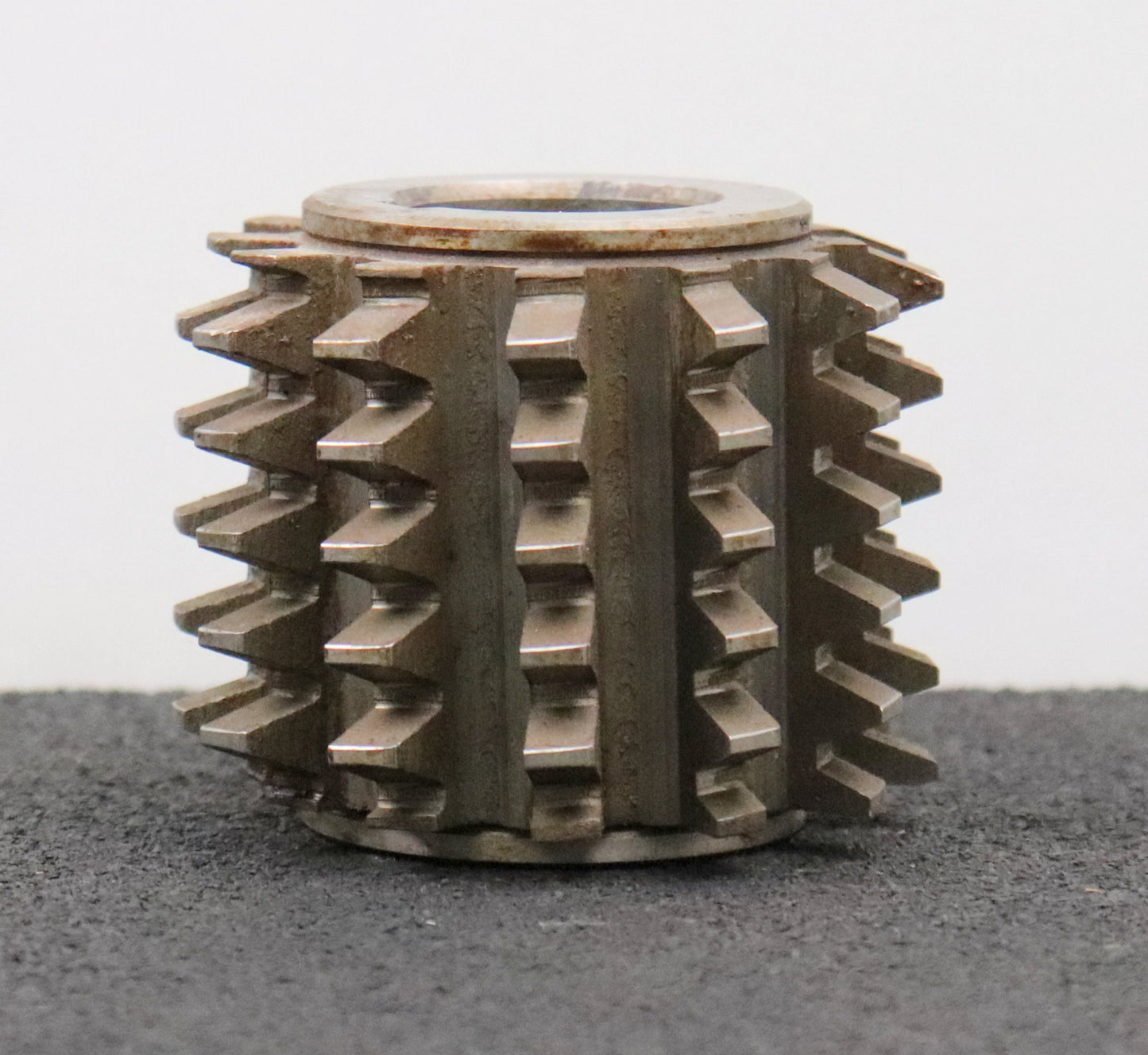 Bild des Artikels PWS-Zahnrad-Wälzfräser-m=-2,75mm-EGW-20°-BPIII-DIN-3972-Ø70x57xØ27mm-mit-LKN