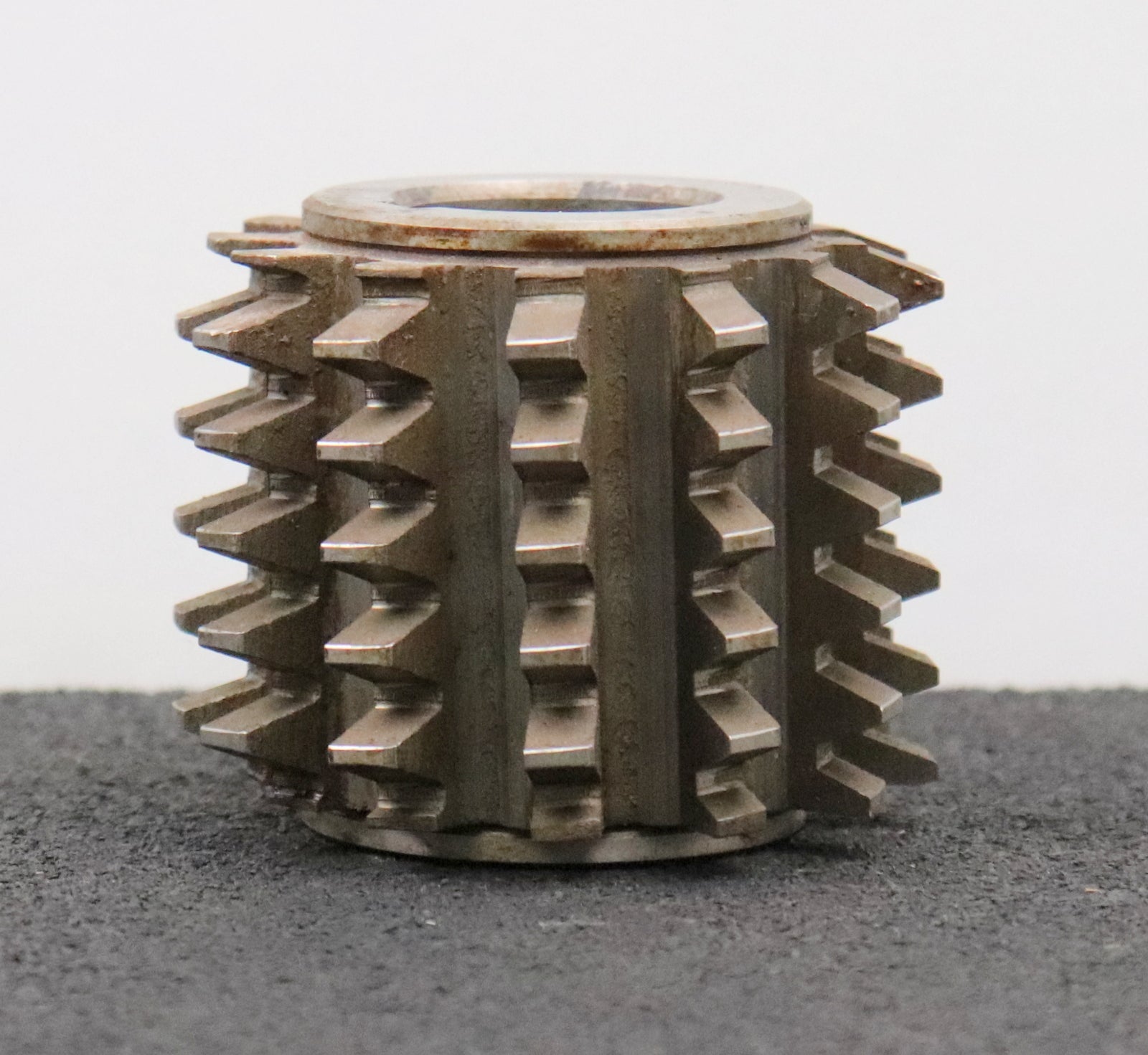 Bild des Artikels PWS-Zahnrad-Wälzfräser-m=-2,75mm-EGW-20°-BPIII-DIN-3972-Ø70x57xØ27mm-mit-LKN