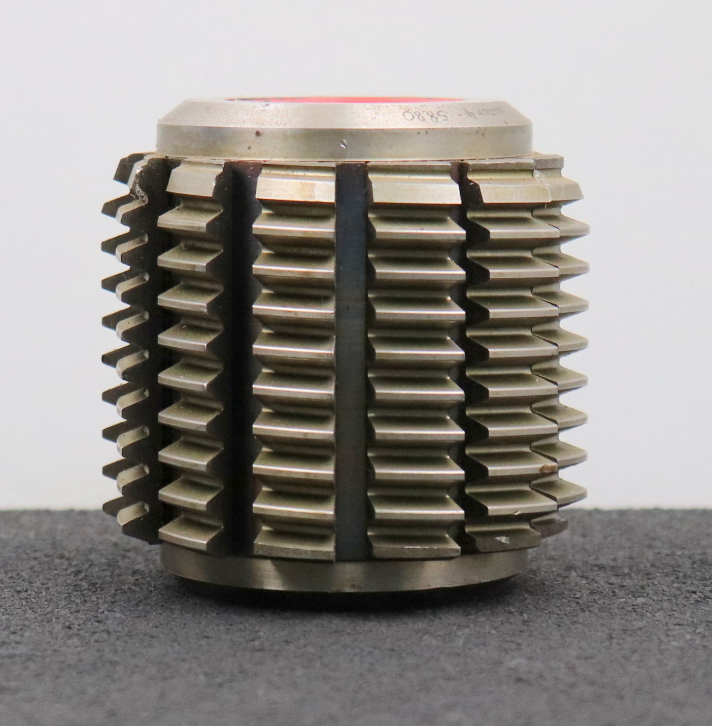 Bild des Artikels SAAZOR-Zahnrad-Wälzfräser-m=-2,0mm-EGW-20°-BPI-DIN-3972-Ø81x81xØ27mm