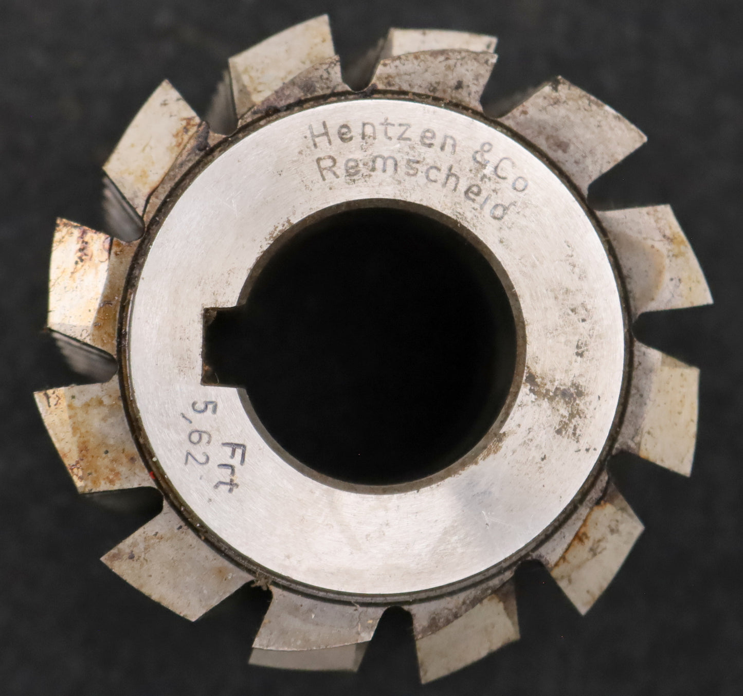 Bild des Artikels HENTZEN-Zahnrad-Wälzfräser-m=-2,5mm-EGW-20°-BPIII-Ø68x56xØ27mm-mit-LKN-DIN-3972