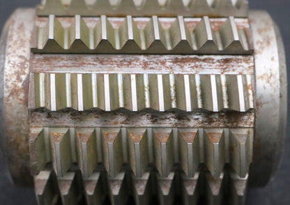 Bild des Artikels SAAZOR-Zahnrad-Wälzfräser-m=-2,5mm-EGW-20°-BPIII-nach-DIN-3972-Ø83x91xØ27mm