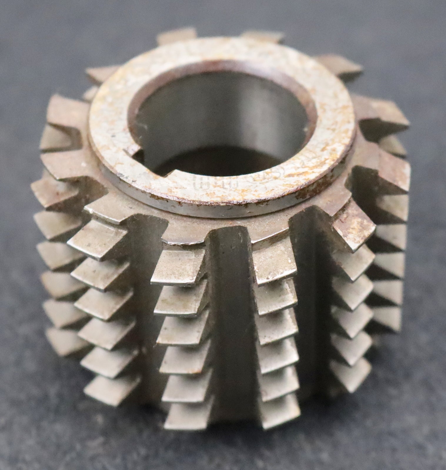 Bild des Artikels PWS-Zahnrad-Wälzfräser-m=-2,0mm-EGW-20°-BPIV-nach-DIN-3972-Ø62x48xØ27mm-mit-LKN