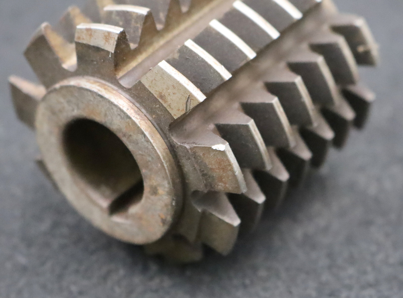 Bild des Artikels Zahnrad-Wälzfräser-m=-2,75mm-EGW-20°-Ø65x65xØ22mm-mit-LKN-1gg.-Rechts