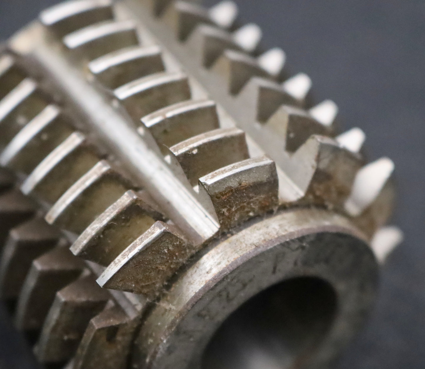 Bild des Artikels Zahnrad-Wälzfräser-m=-2,25mm-EGW-20°-Ø60x60xØ22mm-mit-LKN-1gg.-Rechts