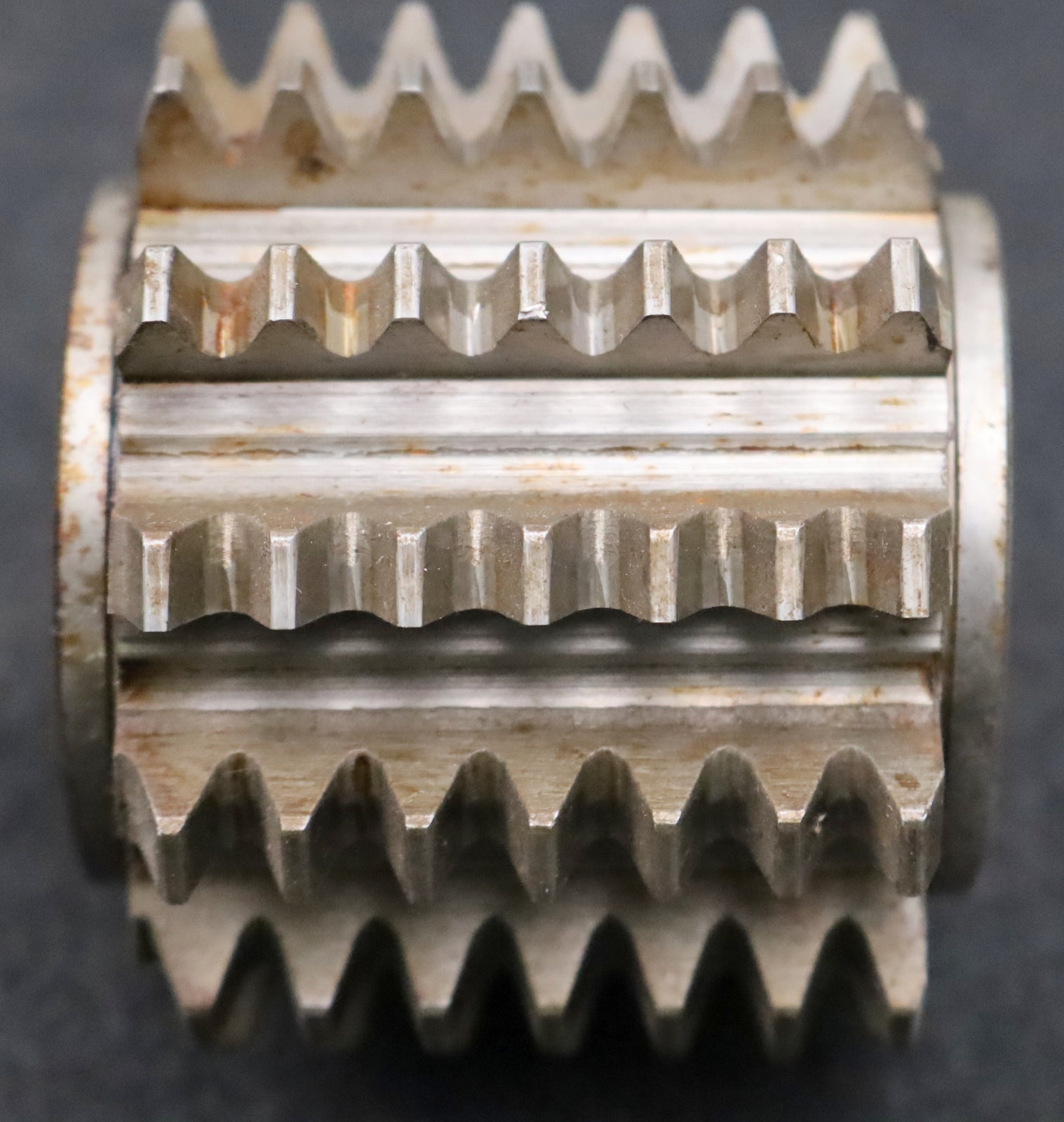 Bild des Artikels Zahnrad-Wälzfräser-m=-2,25mm-EGW-20°-BPIII-nach-DIN-3972-Ø69x56xØ27mm-mit-LKN