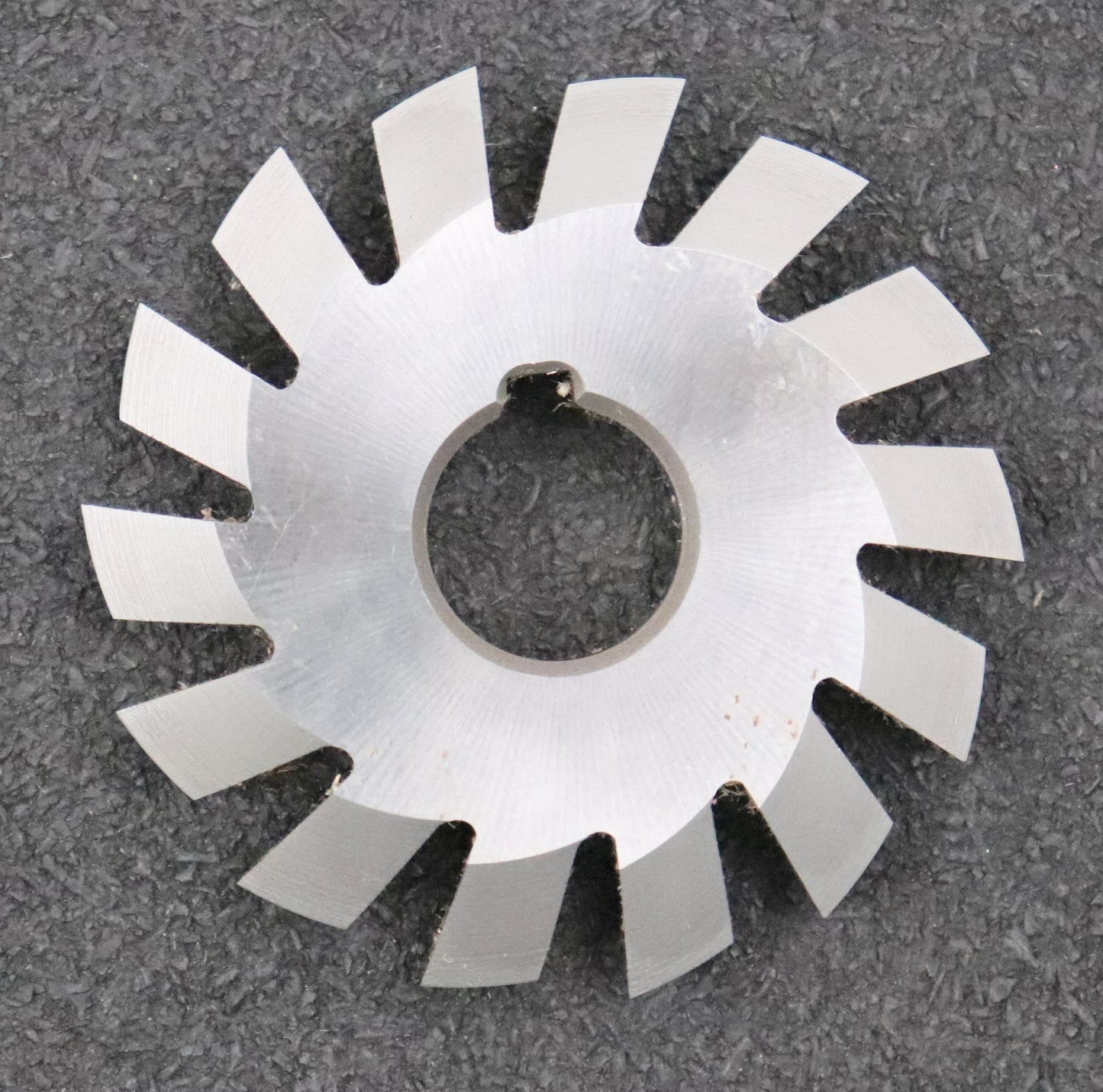 Bild des Artikels DOLD-Prismenfräser-Winkel-60°-Kopfabflachung-1mm-Abmaße-Ø59,7x10xØ16mm-mit-LKN