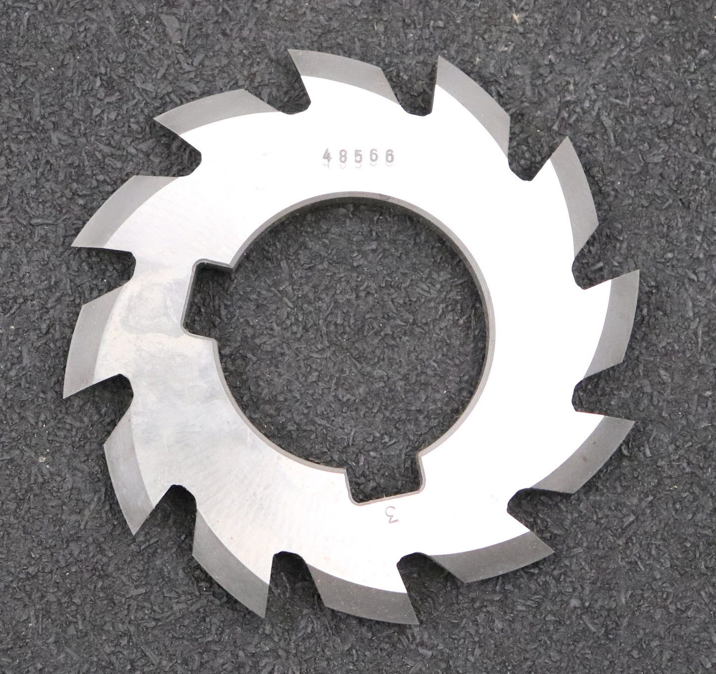 Bild des Artikels DOLD-Prismenfräser-Winkel-75°-Kopfabflachung-1mm-Abmaße-Ø83x7,3xØ38mm-mit-LKN