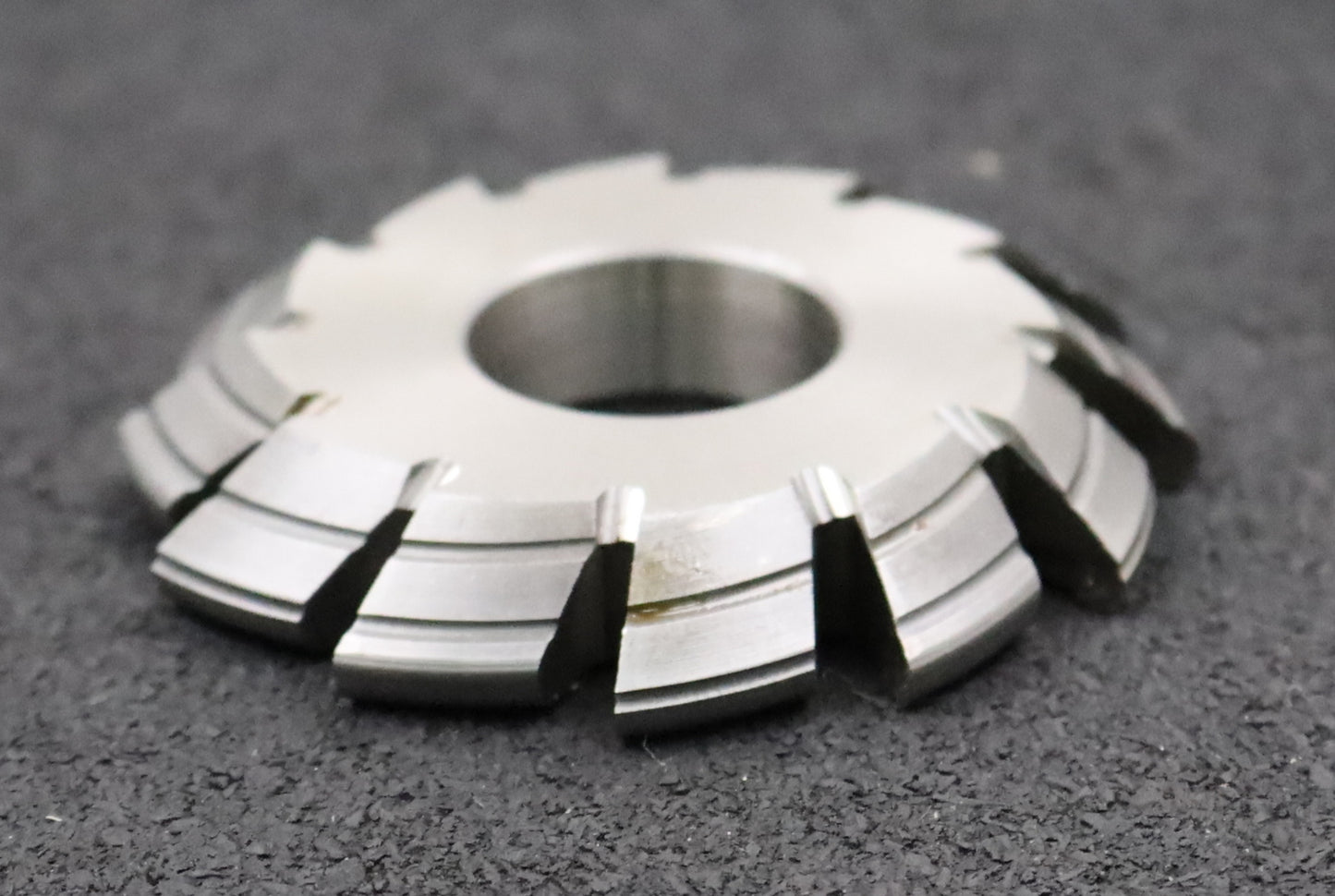 Bild des Artikels DOLD-asymmetrischer-Prismenfräser-E-40°/1-L-Gesamtwinkel-40°-Flankenwinkel-40°+0