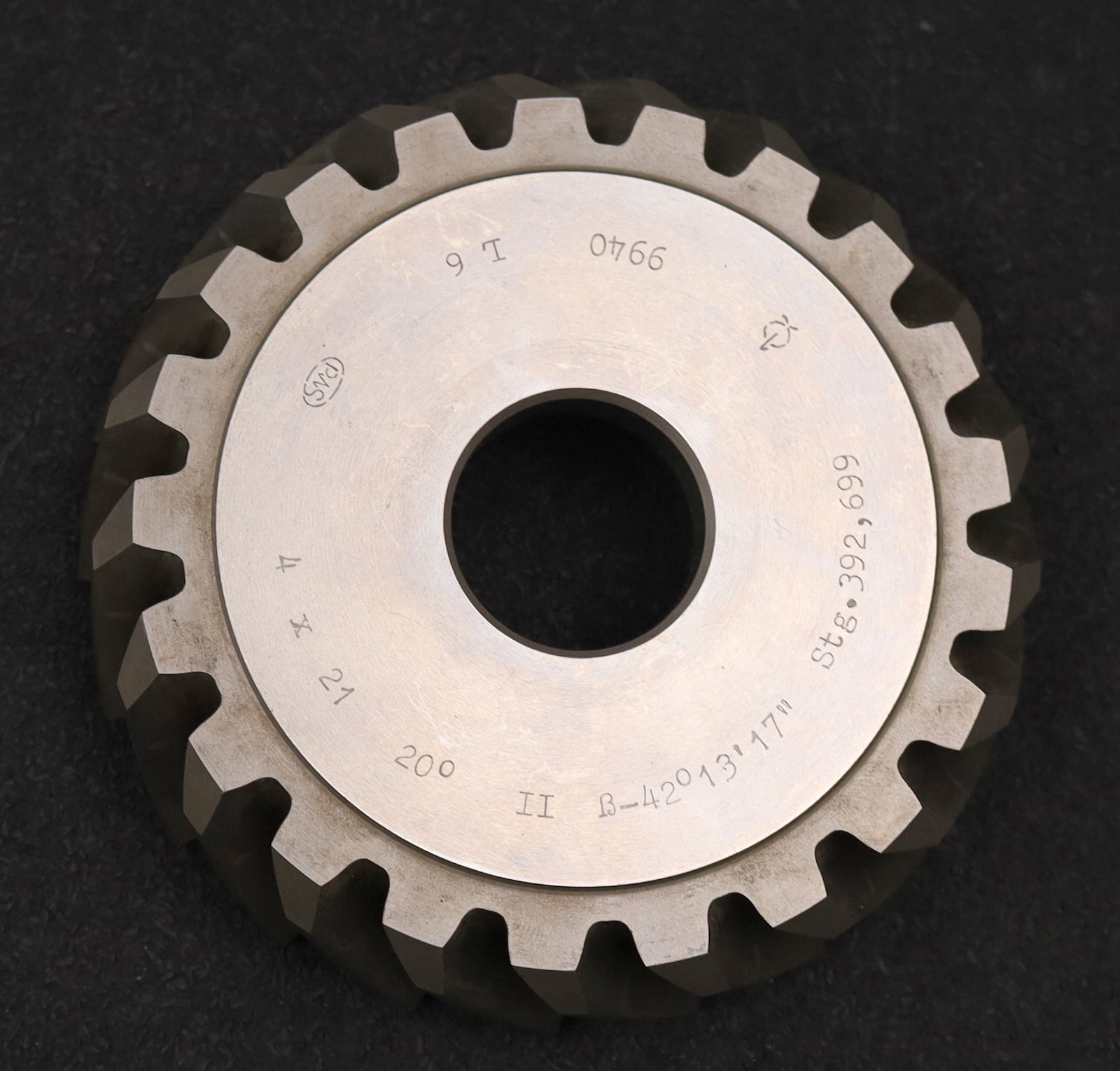 Bild des Artikels PWS-Scheibenschneidrad-mit-Treppenschliff-m=-4mm-20°-EGW-Z=-21-schrägverzahnt-LI