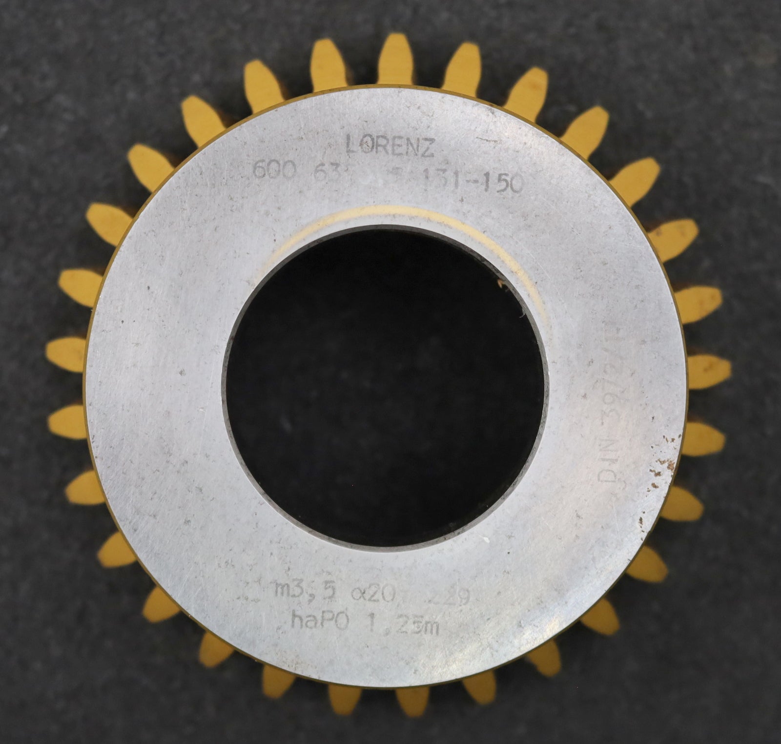 Bild des Artikels LORENZ-Glockenschneidrad-m=-3,5mm-EGW-20°-Zähnezahl=-29-haP0-1,25mn-BPII