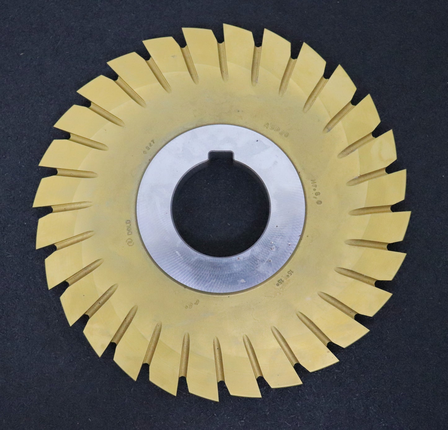 Bild des Artikels DOLD-Formfräser-für-Zahnstangen-und-Schnecken-Form-A-EGW-15°-Ø200x25xØ50mm
