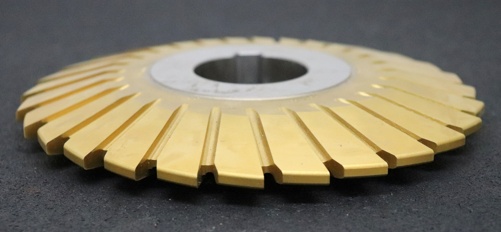 Bild des Artikels DOLD-Formfräser-für-Zahnstangen-und-Schnecken-Form-B-EGW-10°/15°-Ø200x25xØ50mm