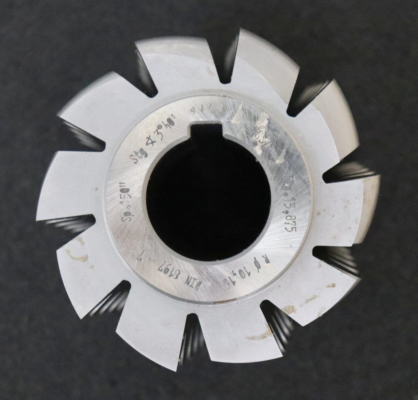 Bild des Artikels DOLD-Rollkettenradwälzfräser-für-Rollkettenräder-nach-DIN-8197-Teilung-15,875