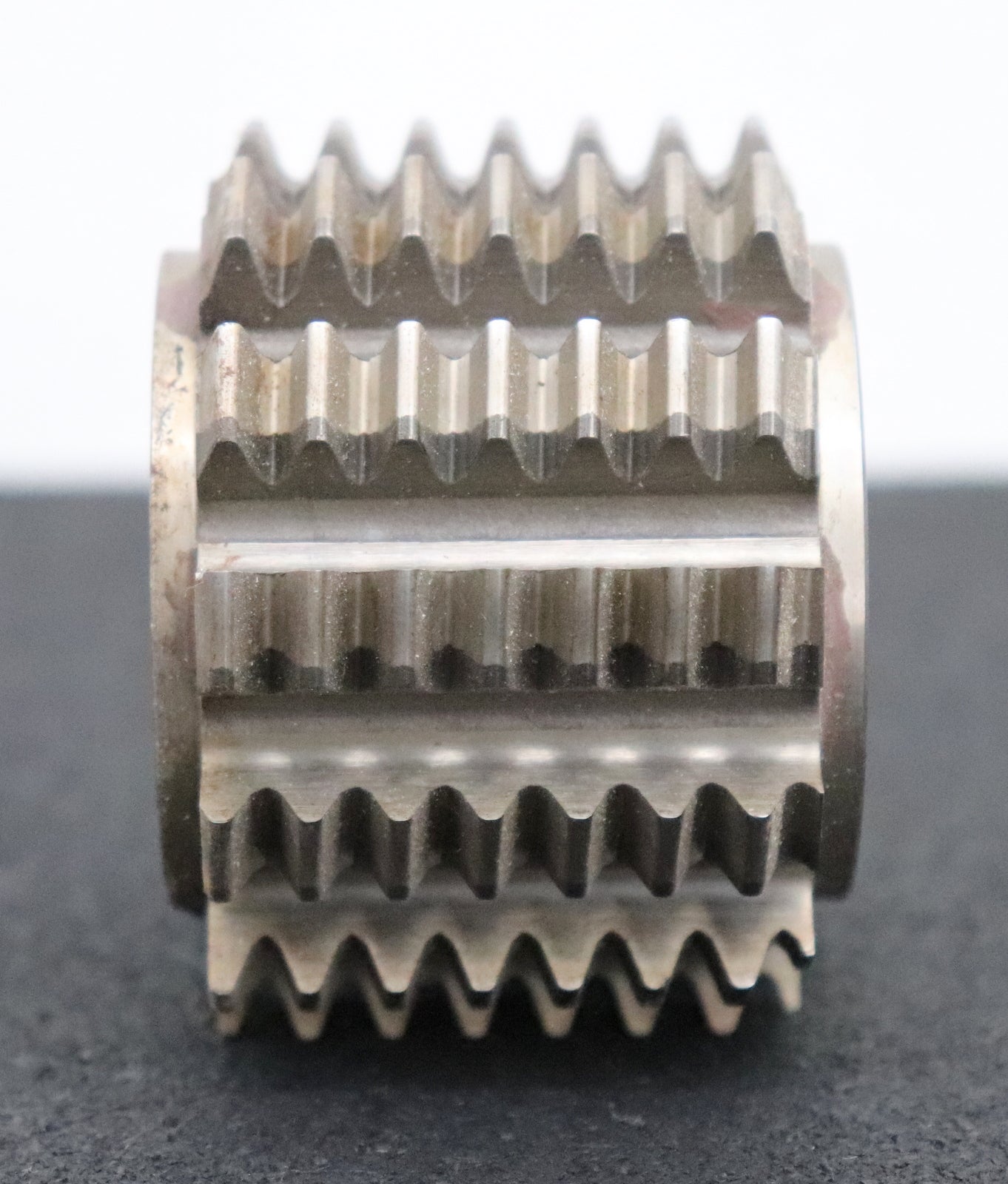 Bild des Artikels FETTE-Zahnwellen-Wälzfräser-involute-spline-hob-DP14-EGW-30°-Ø64x46xØ27mm