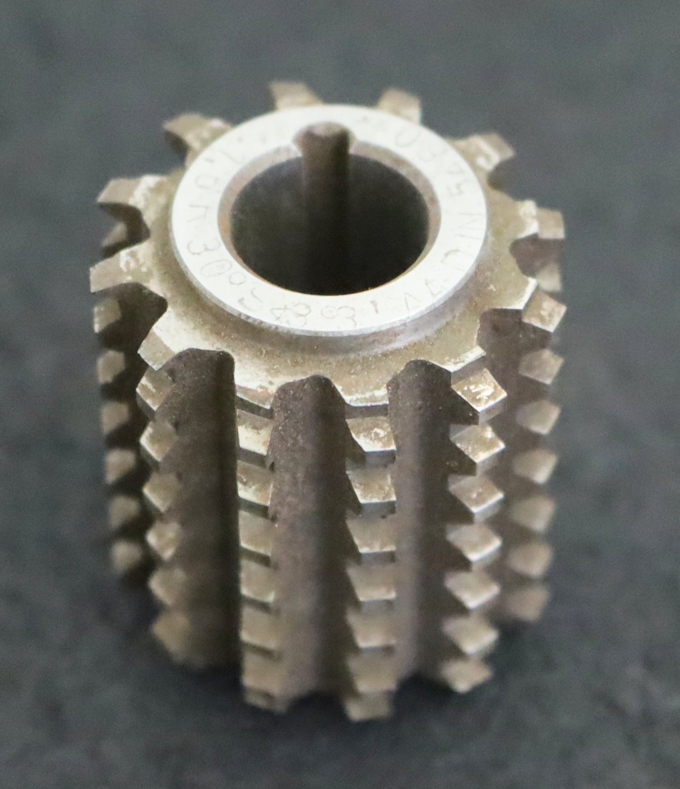 Bild des Artikels Zahnwellen-Wälzfräser-involute-spline-hob-m=-1,6-EGW-30°-Ø32x48xØ13mm-mit-LKN