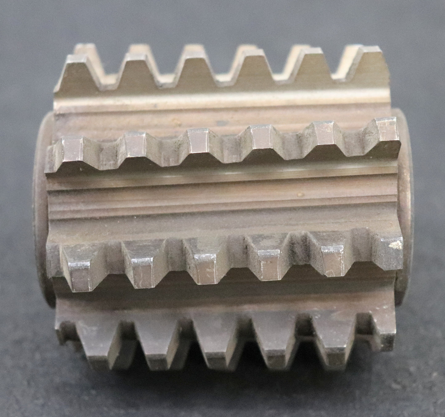 Bild des Artikels Zahnrad-Wälzfräser-m=-4/3-20°-EGW-Ø77x80xØ27mm-mit-LKN-9-Spannuten-1gg.-Rechts