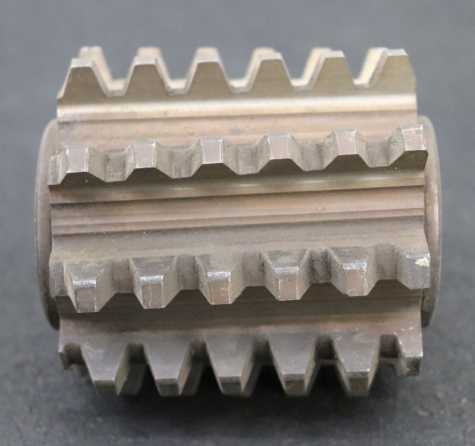 Bild des Artikels Zahnrad-Wälzfräser-m=-4/3-20°-EGW-Ø77x80xØ27mm-mit-LKN-9-Spannuten-1gg.-Rechts