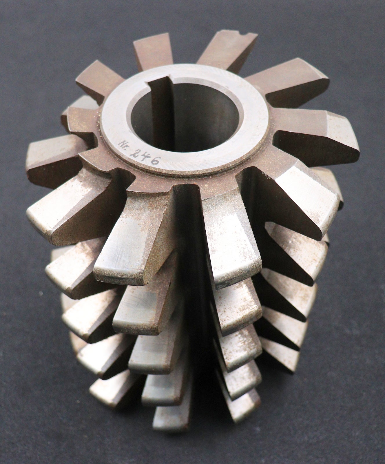 Bild des Artikels PWS-Zahnrad-Wälzfräser-gear-hob-m=15,0-EGW-20°-BPII-DIN-3972-Ø220x210xØ60mm-LKN