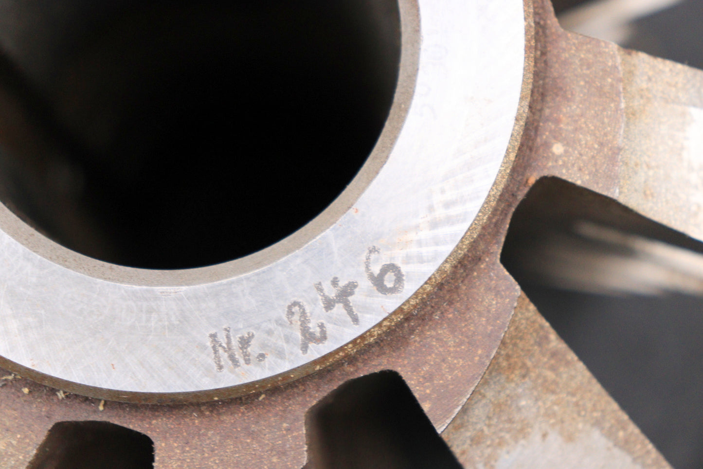 Bild des Artikels PWS-Zahnrad-Wälzfräser-gear-hob-m=15,0-EGW-20°-BPII-DIN-3972-Ø220x210xØ60mm-LKN